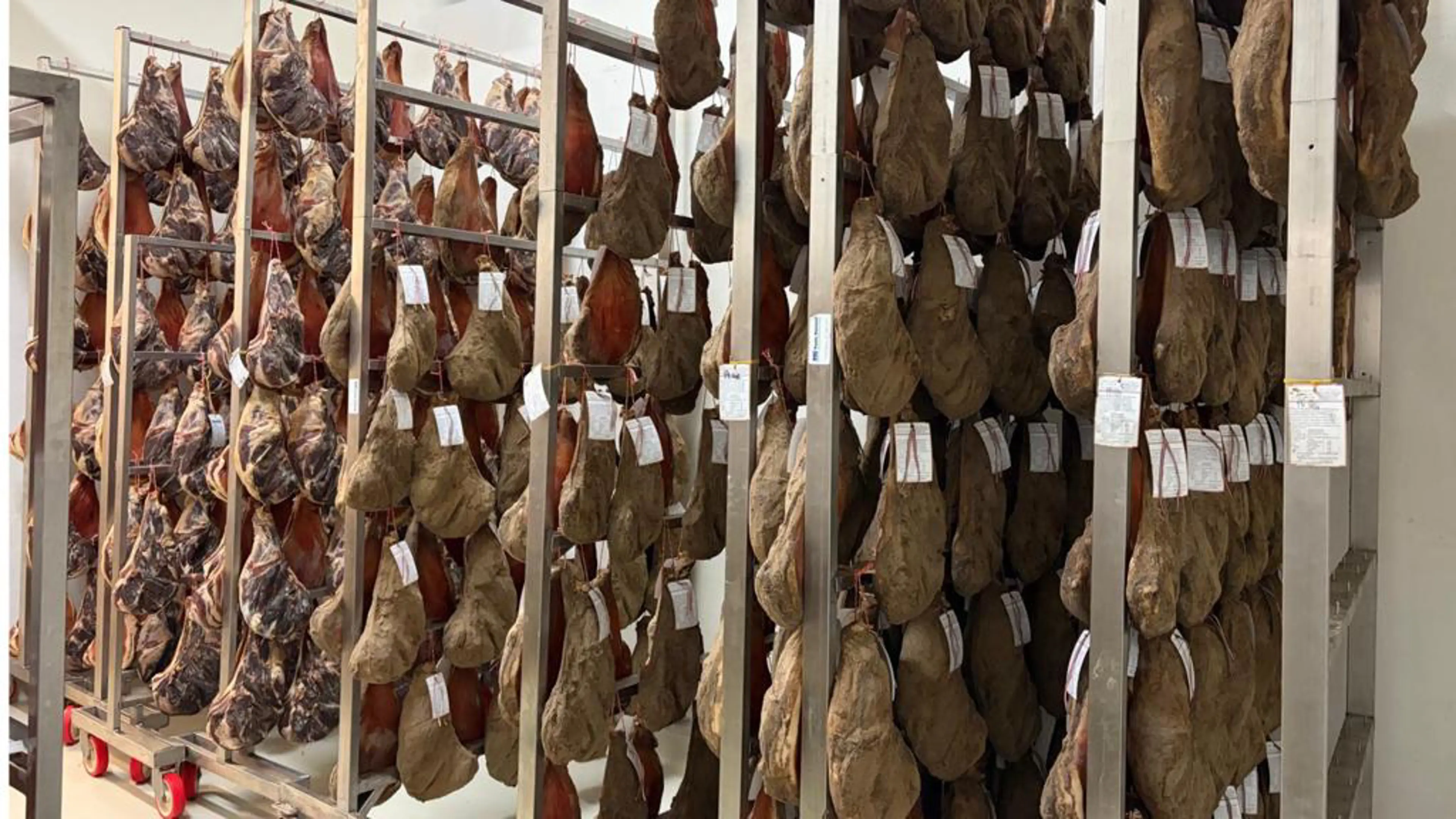 How to choose an Italian cured meats supplier