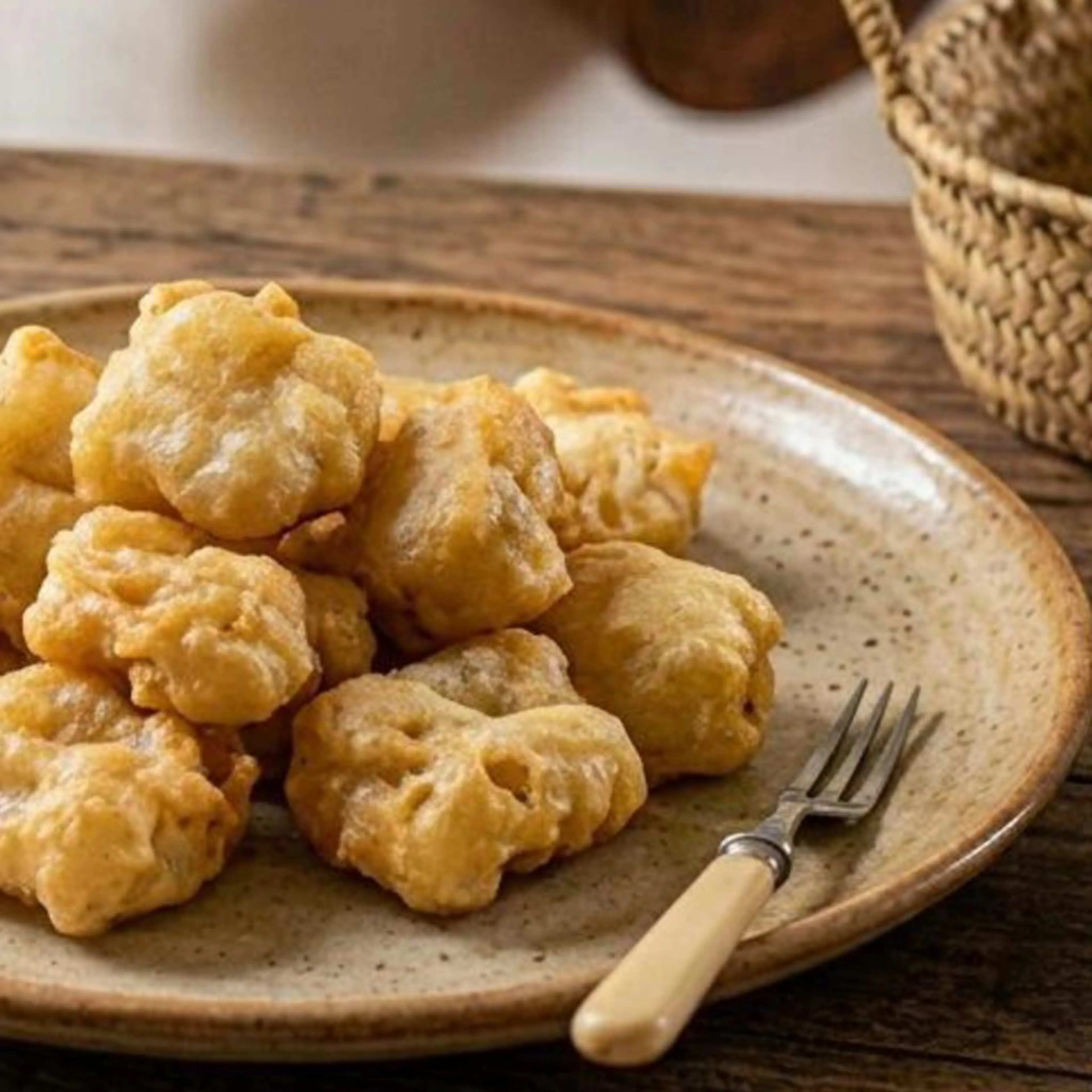 Bacalhau frito em massa