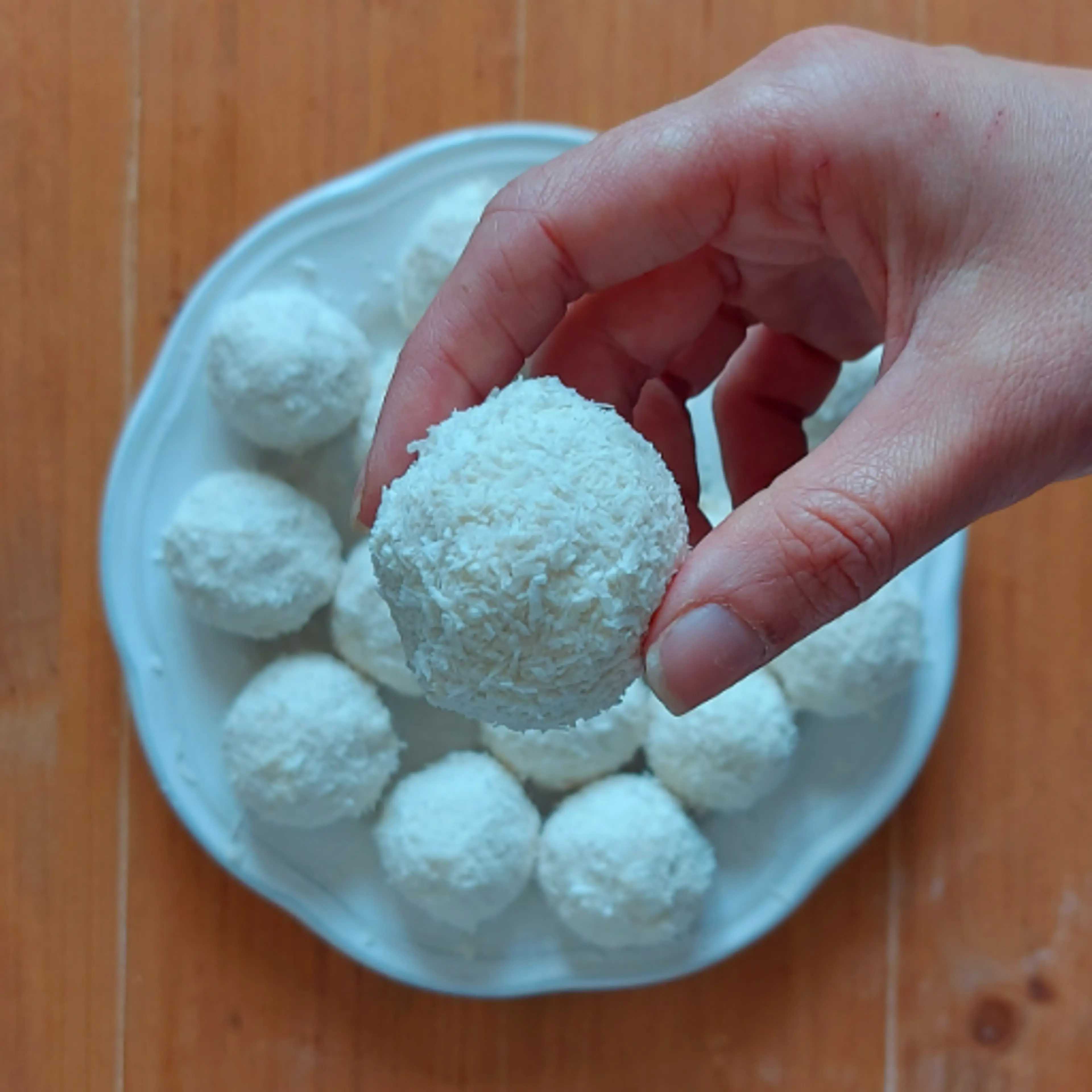 Coconut balls