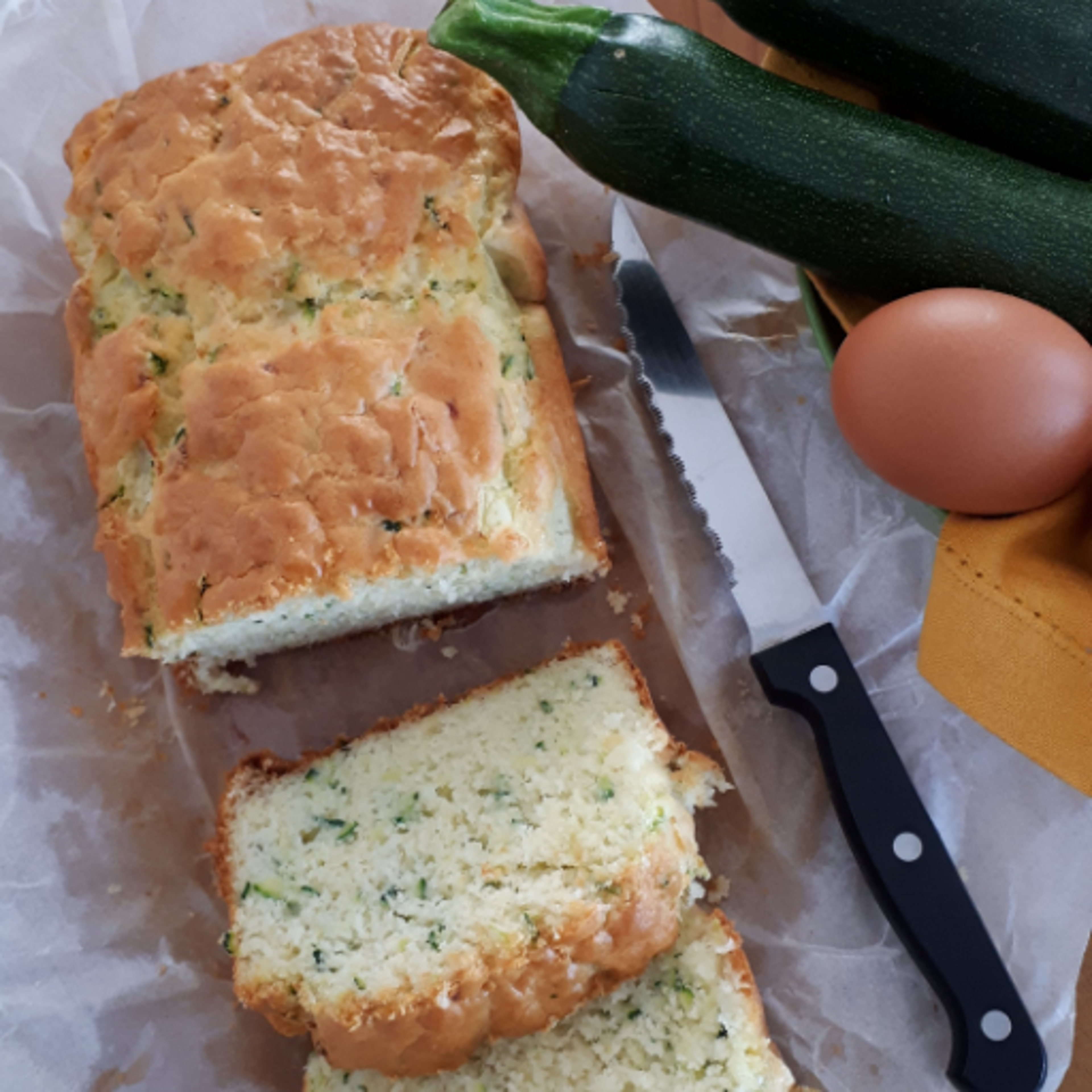 Savory zucchini and Asiago plumcake