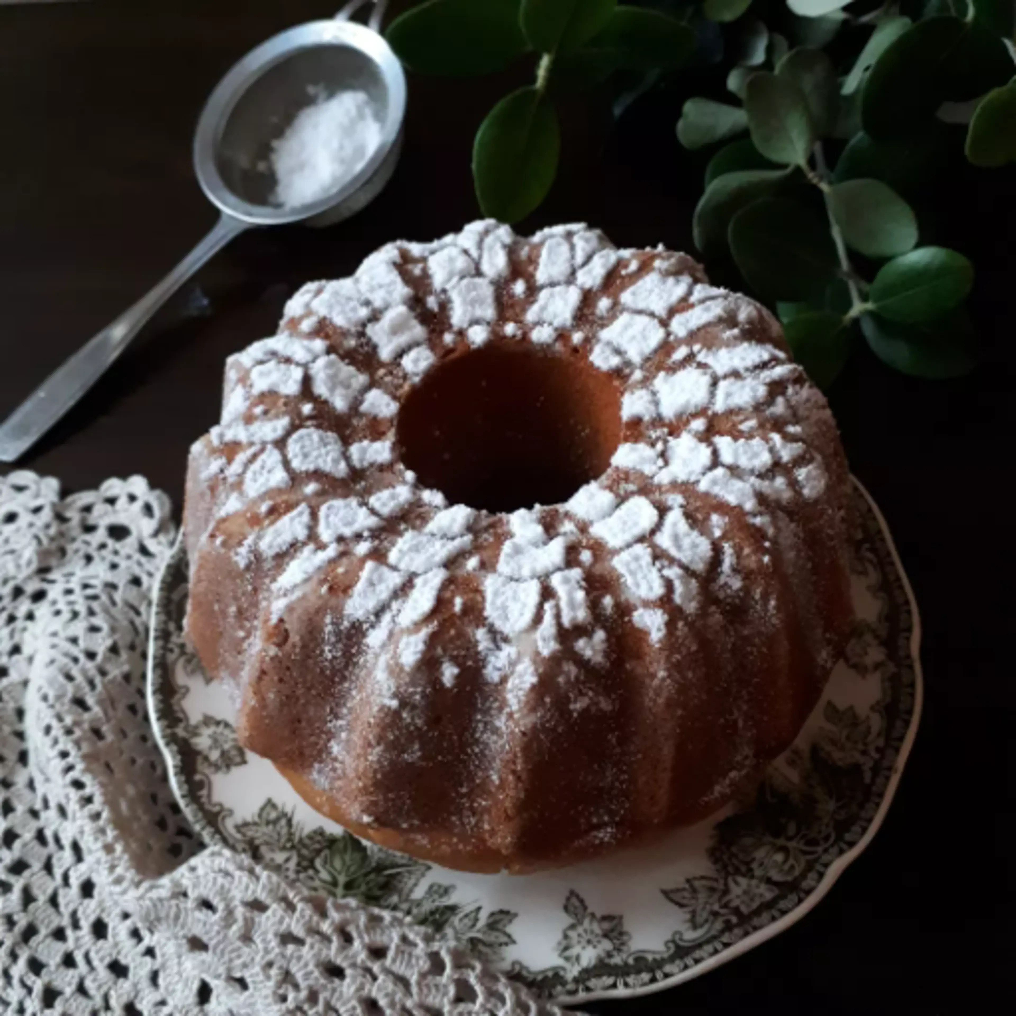 Chestnut flour ring cake