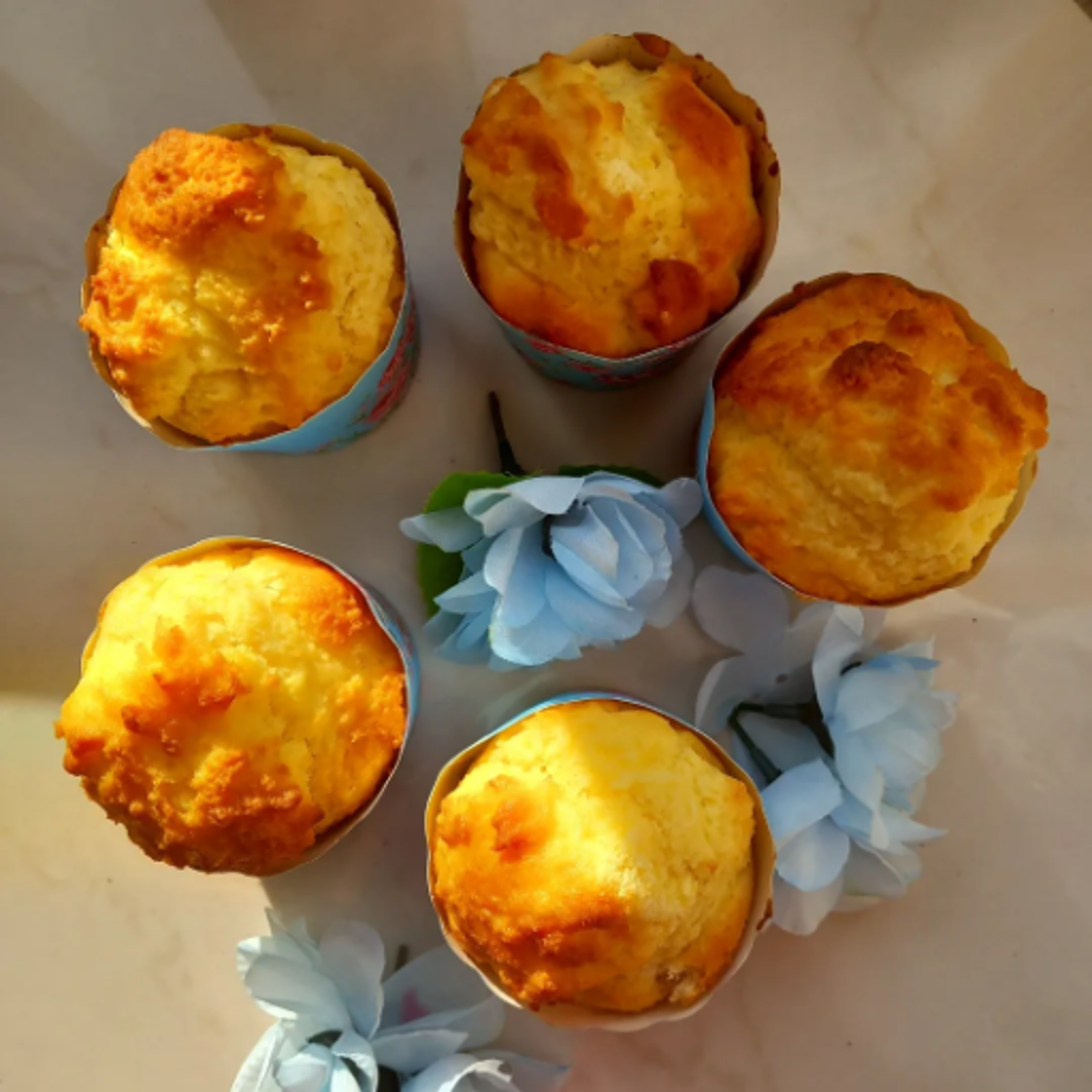 Gluten-free and lactose-free lemon muffins