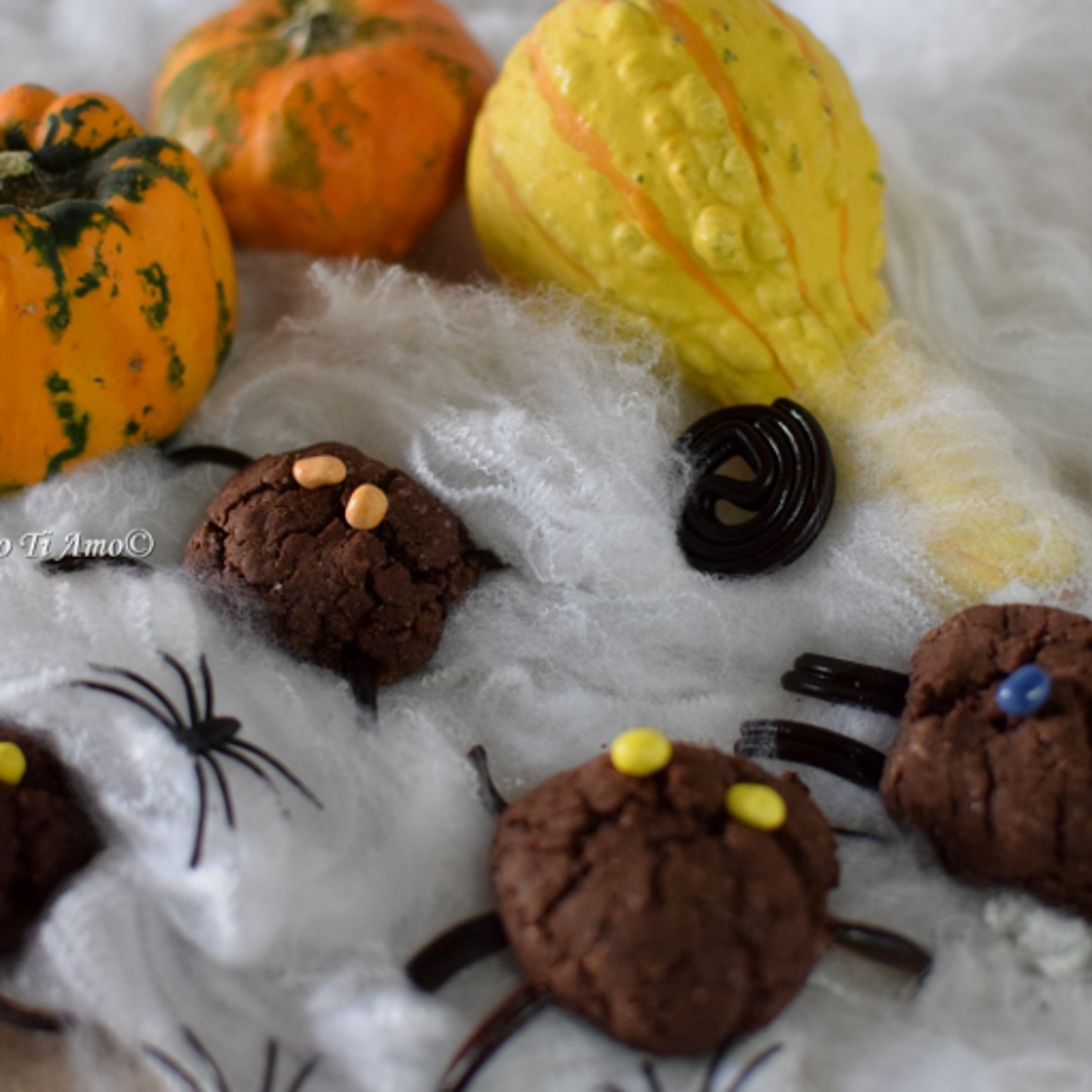 Halloween spiders