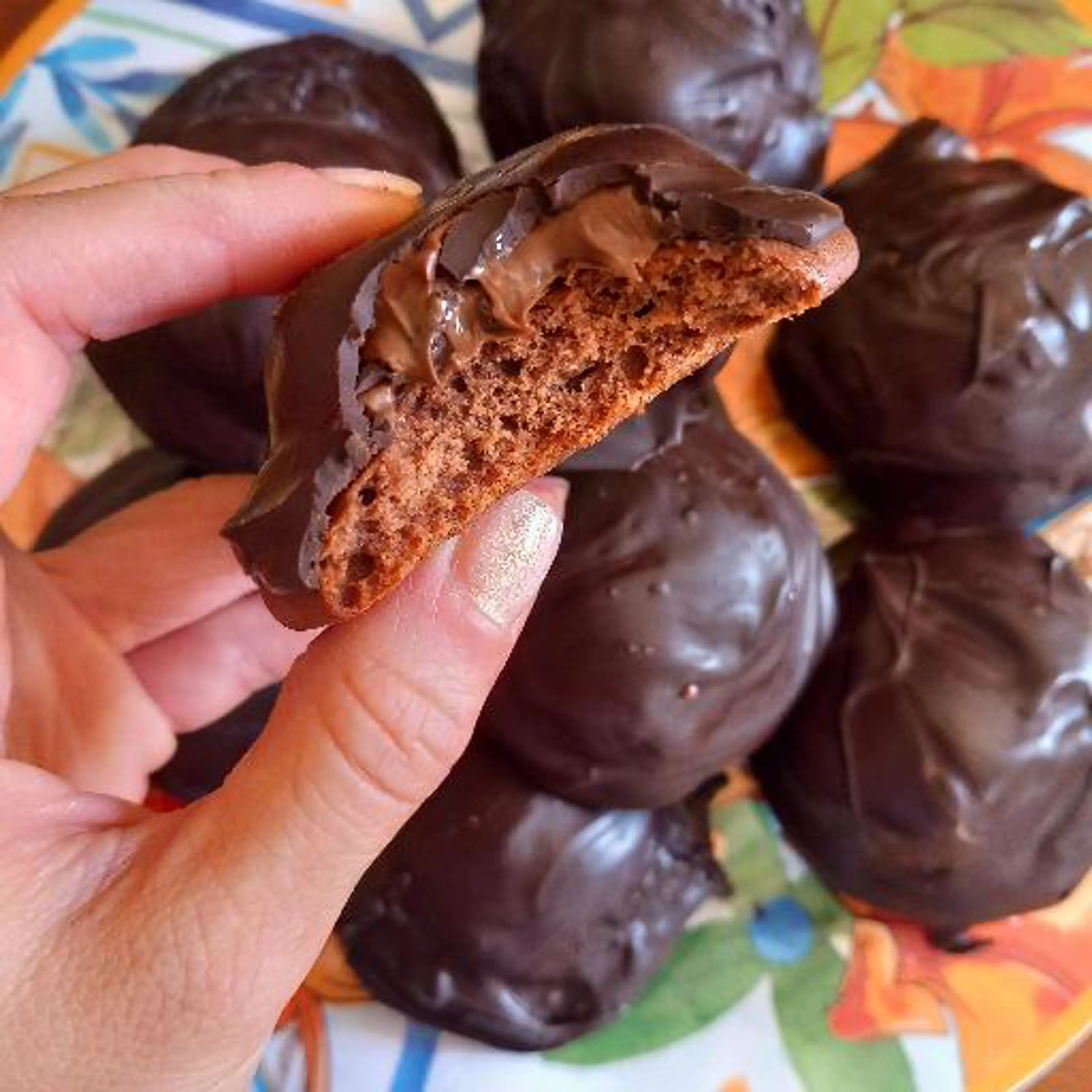 Gluten-free and lactose-free Naples lace cookies