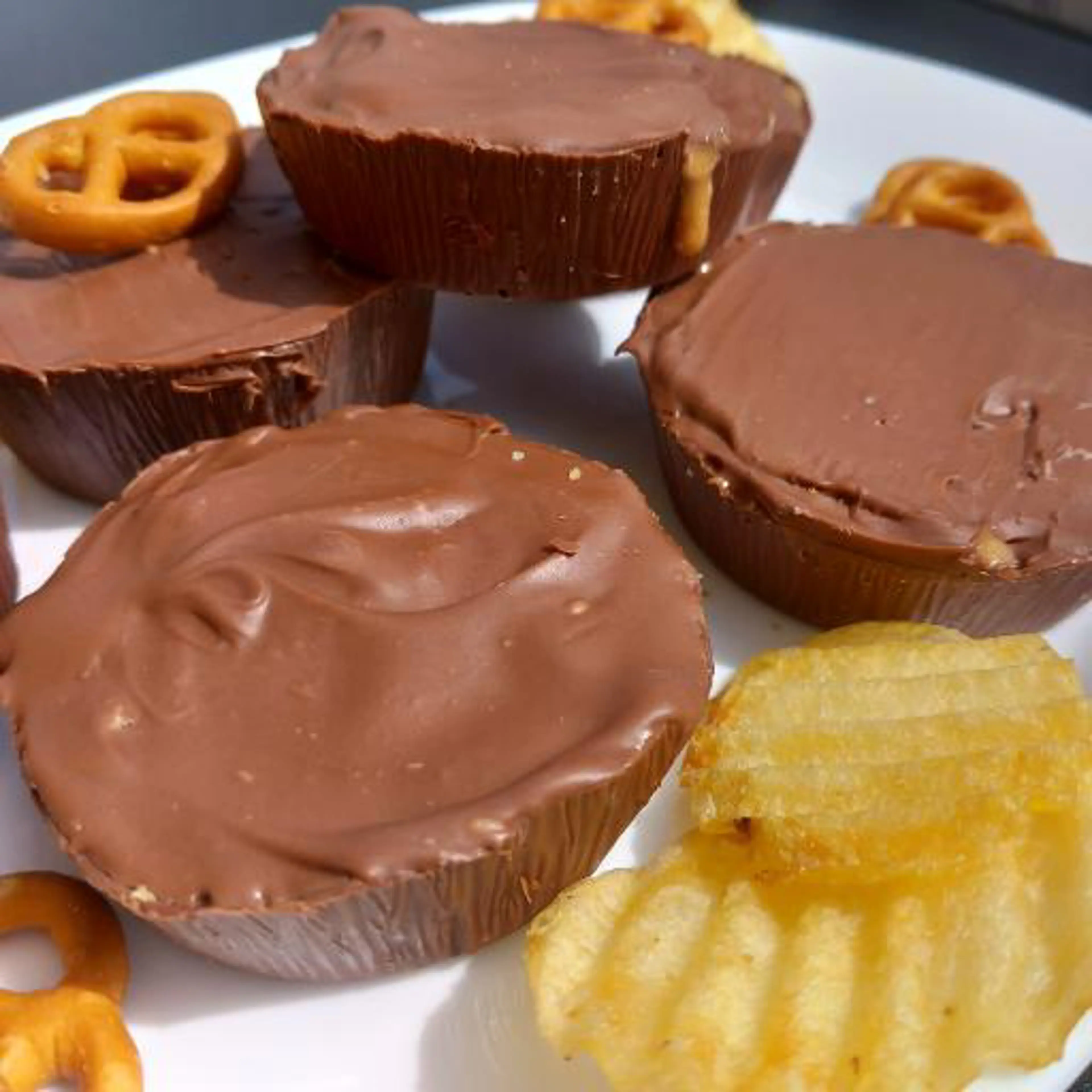 reese's big cup potato chips and pretzels