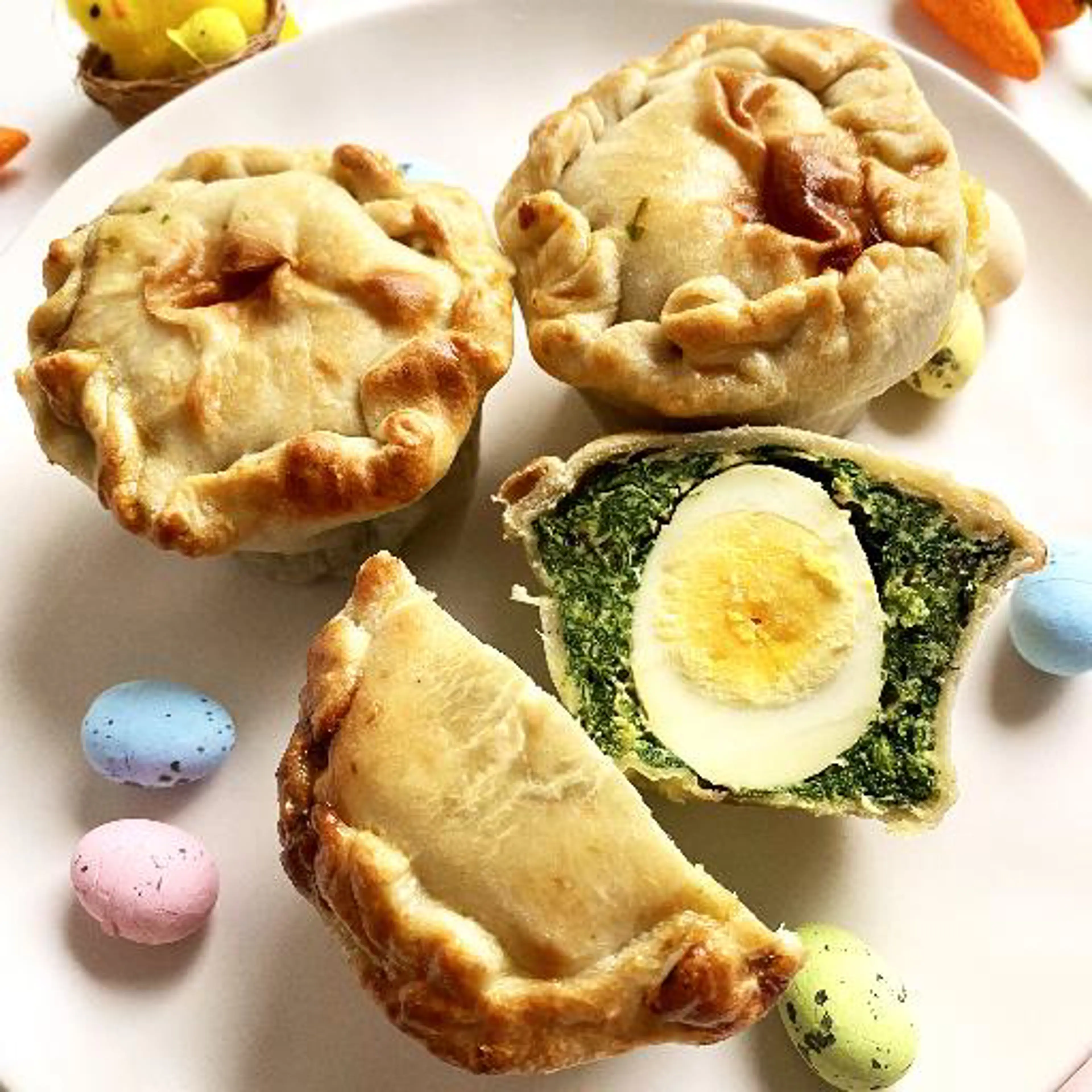 Individual mini Easter pies