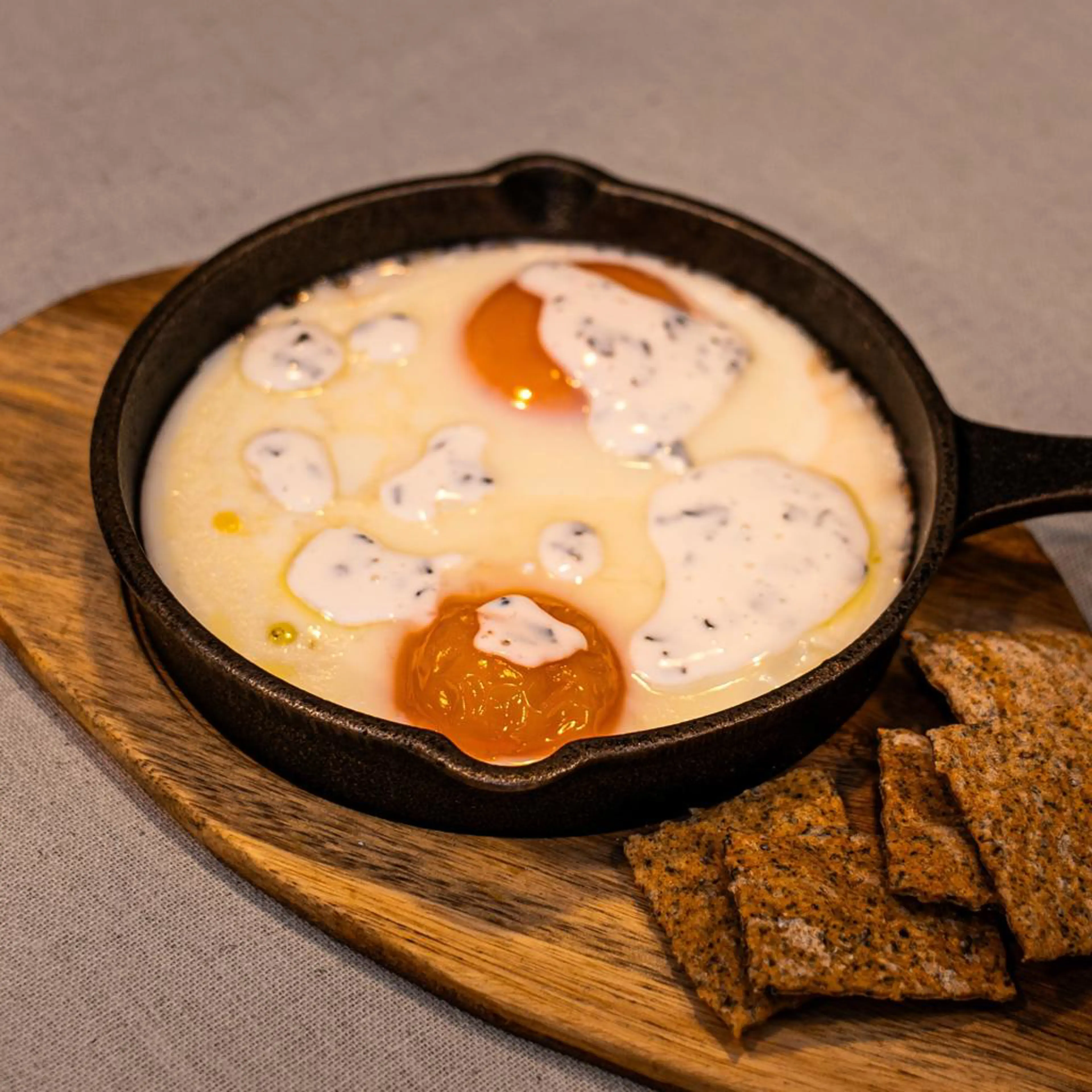 Soft-boiled egg, asparagus and fucus yogurt with Spicy Wave