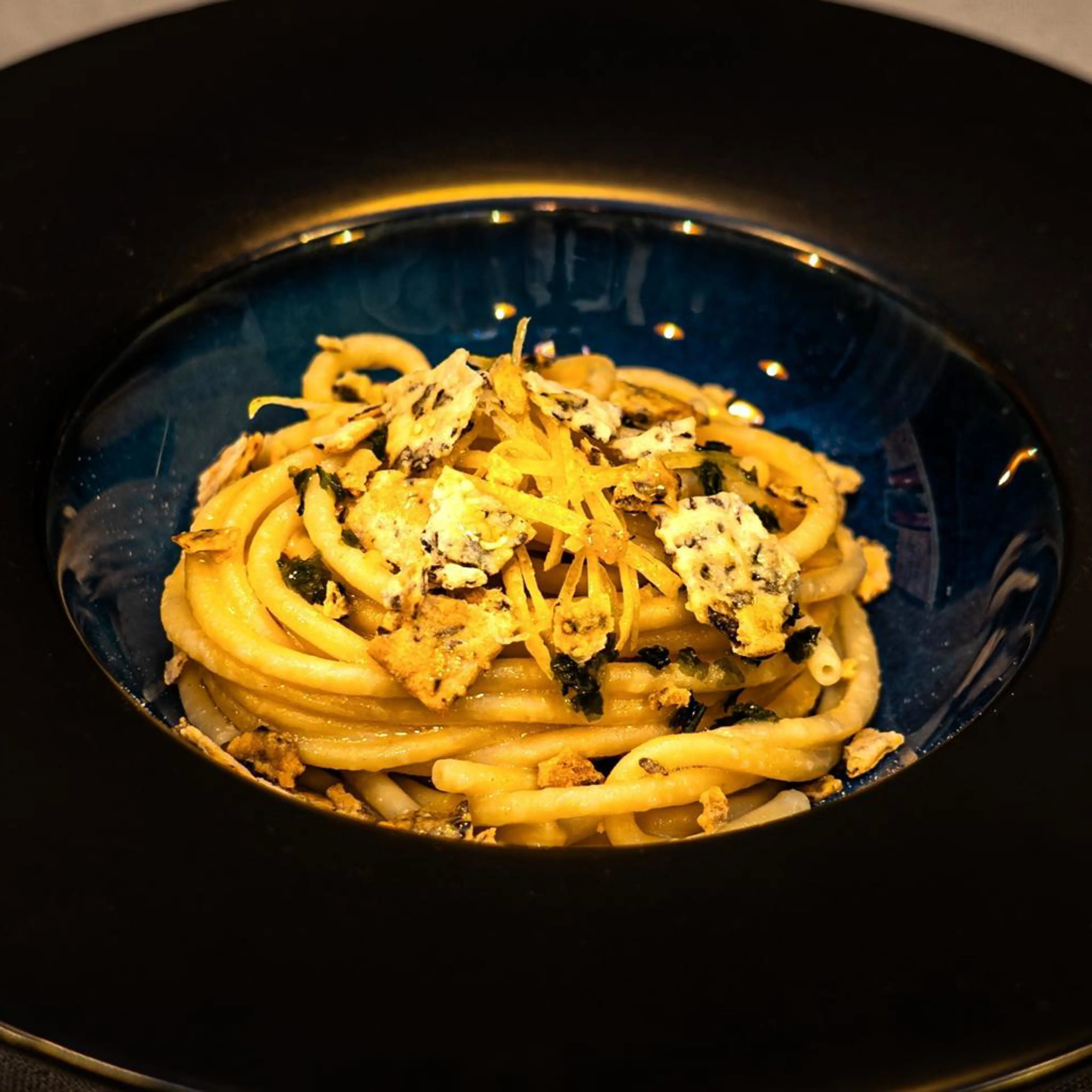 Lemon spaghetti with sea lettuce and Red Loop crumble