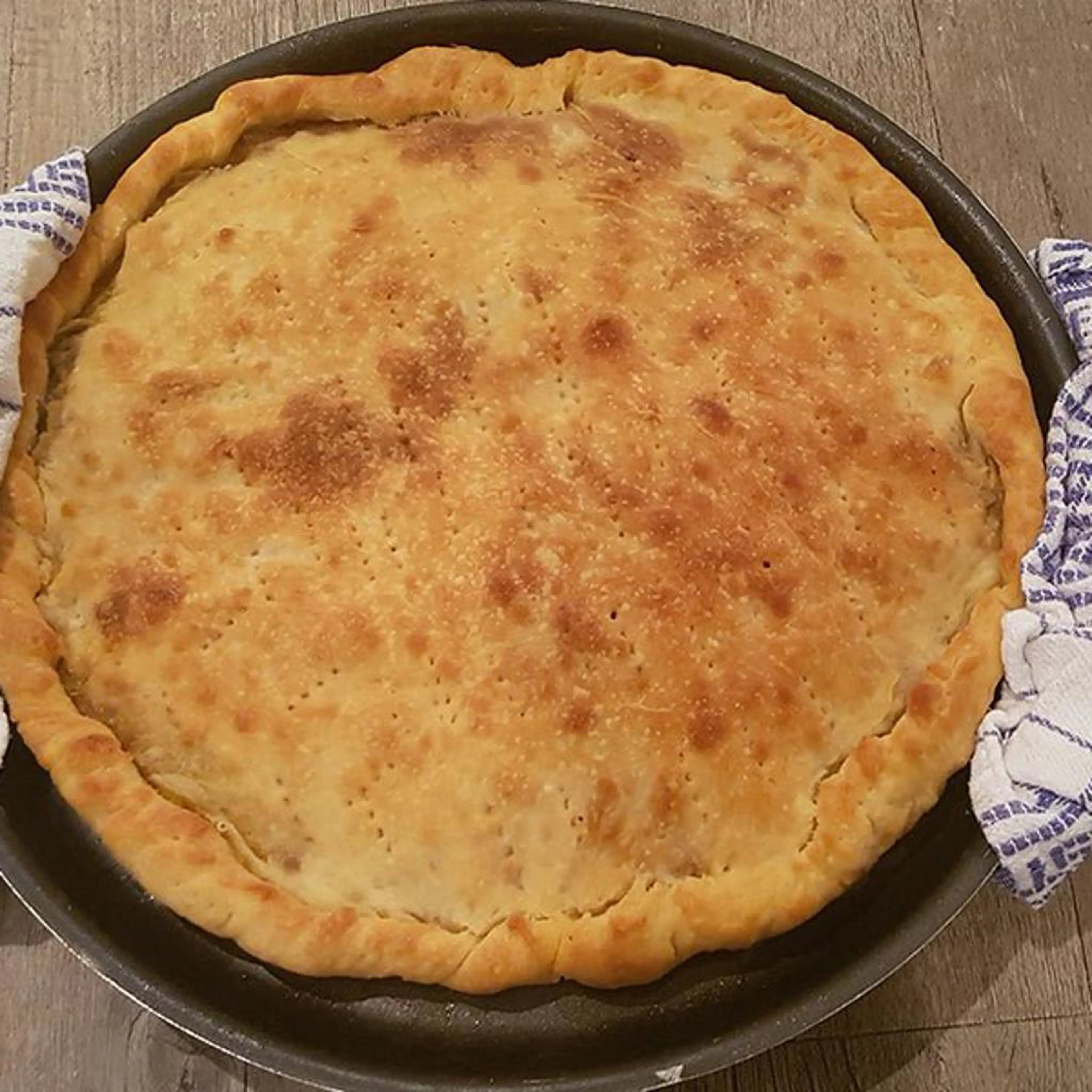 Bari-style onion calzone