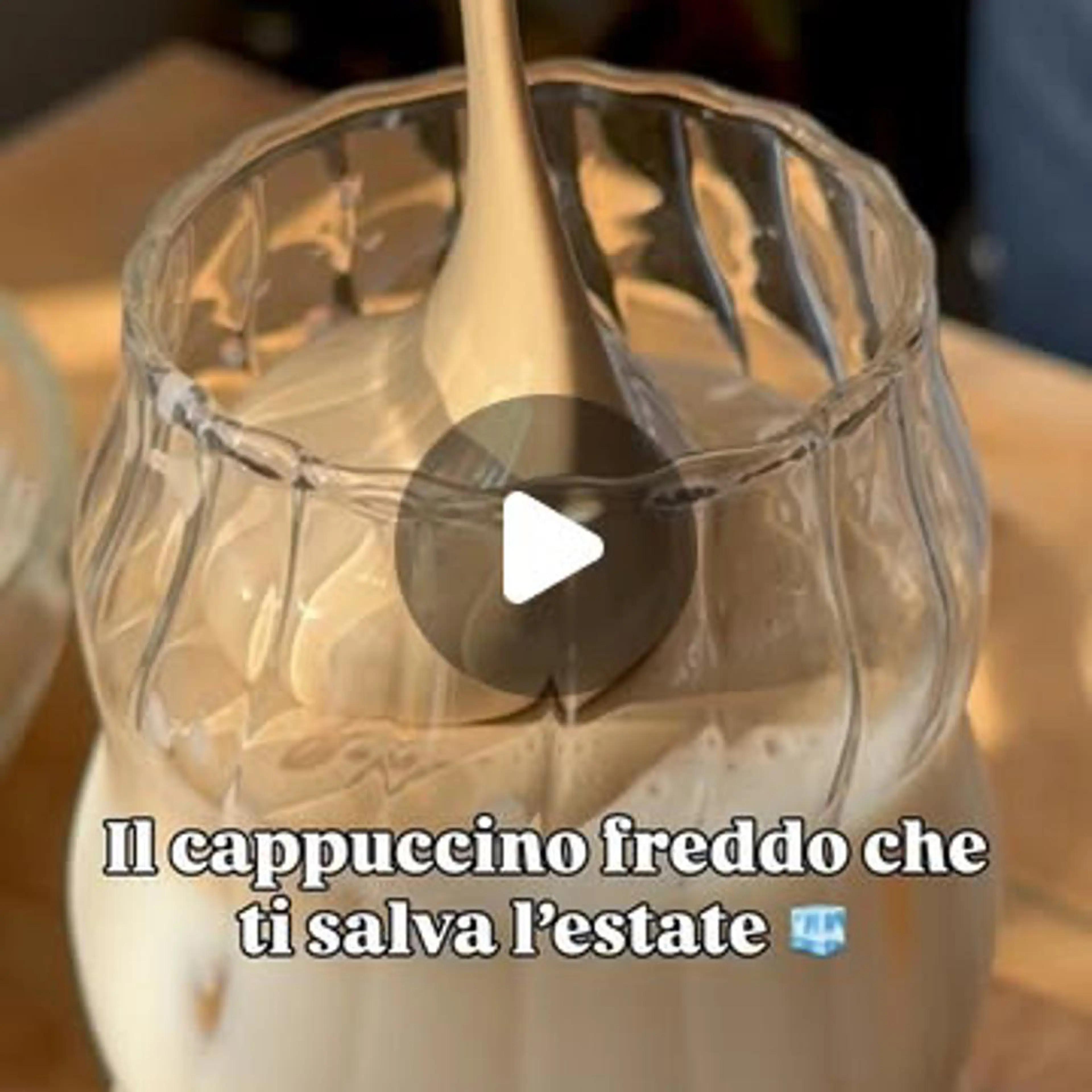 Hideg, krémes nyári cappuccino