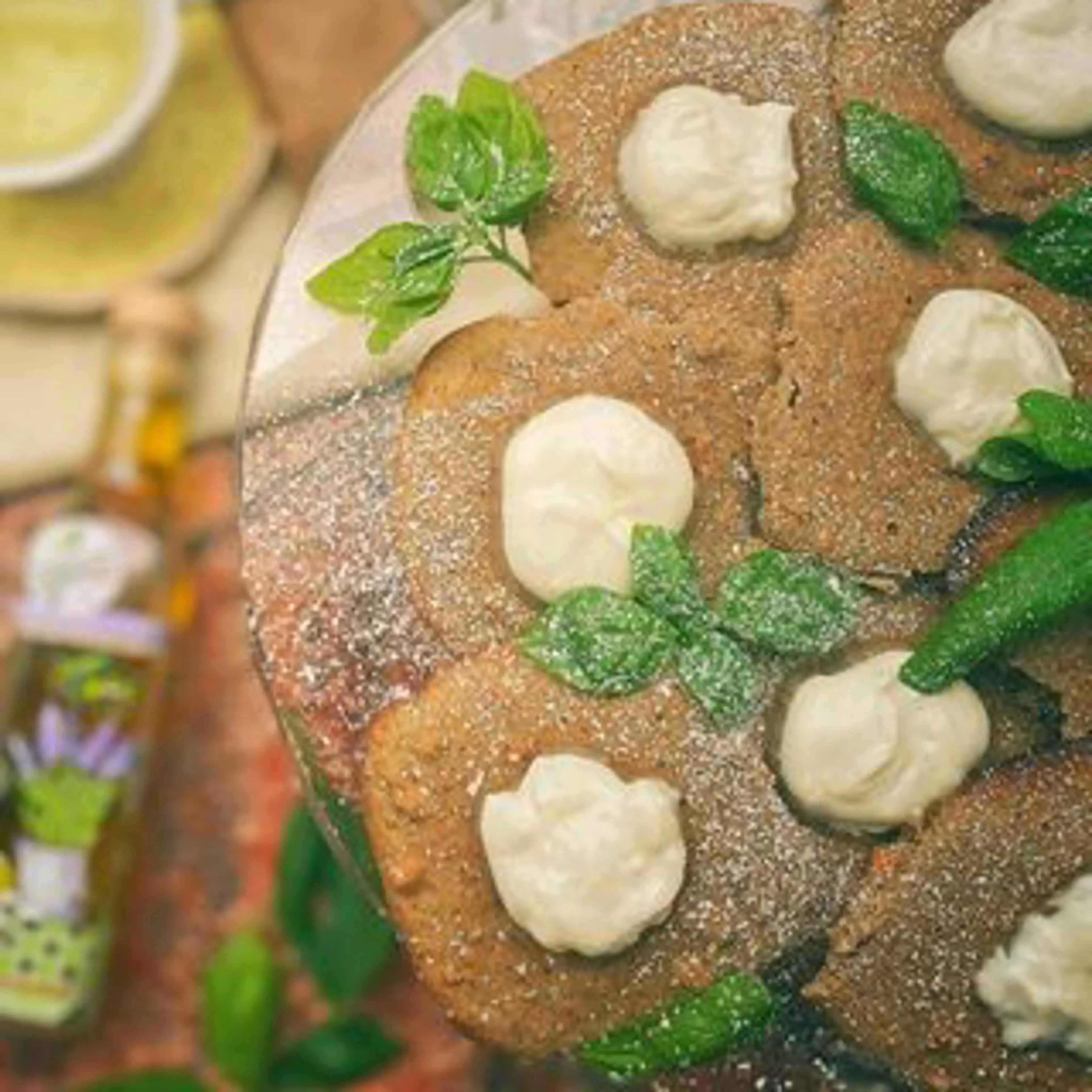 Biscottoni alla chufa e arachidi con crema al basilico