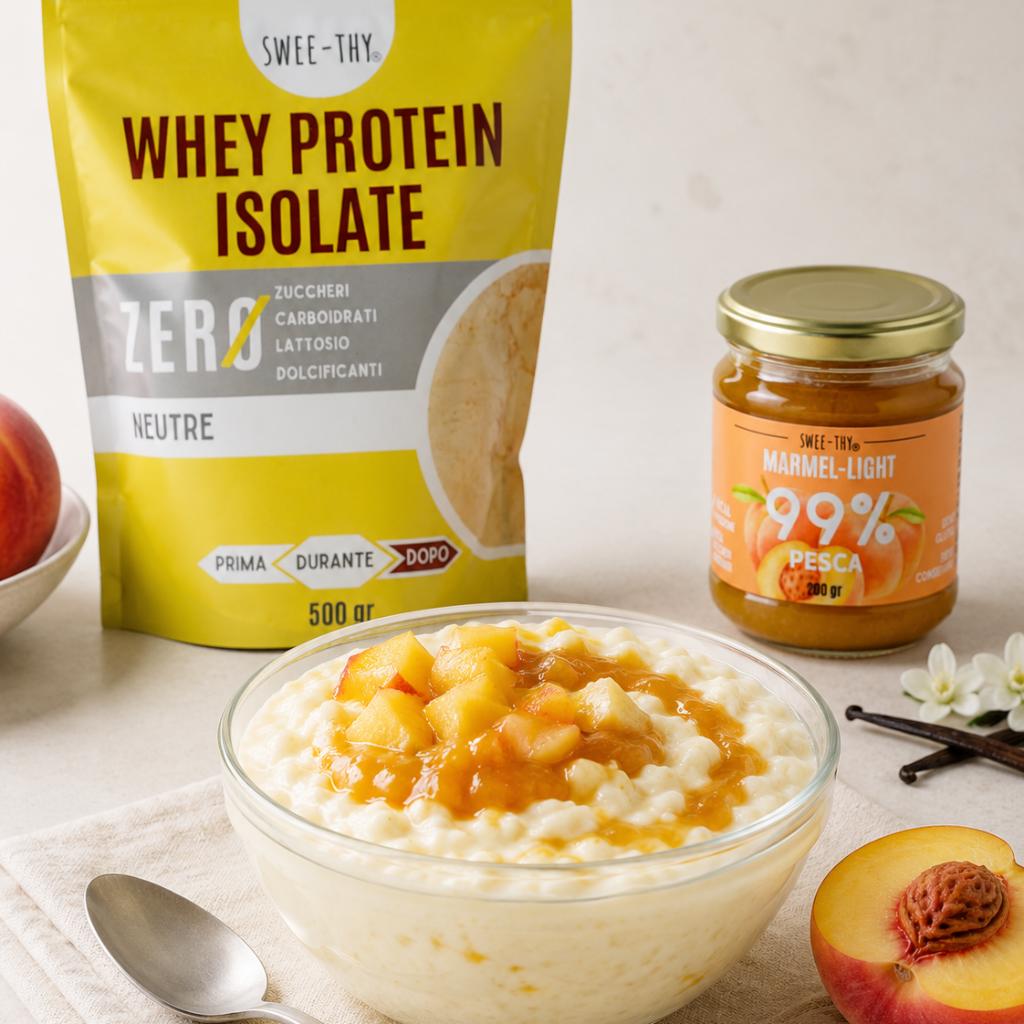 Protein rice pudding alla vaniglia con pesca