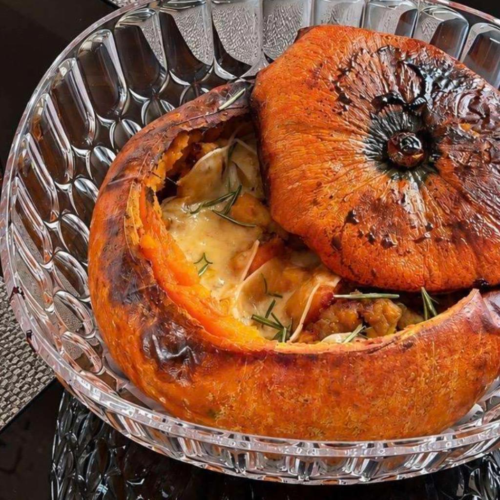 Zucca Hokkaido ripiena di salsiccia e Fontina