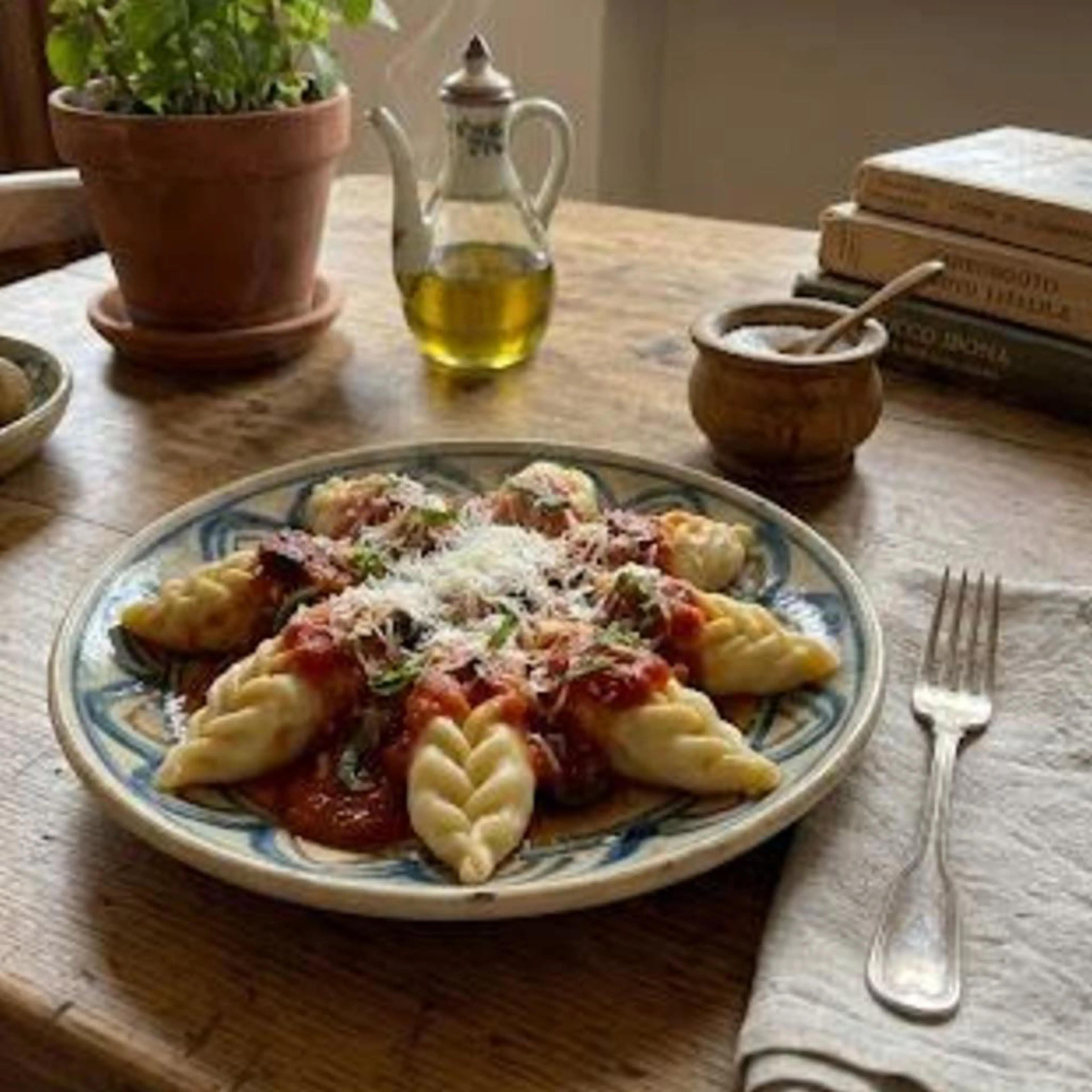 Culurgiones in salsa di pomodoro