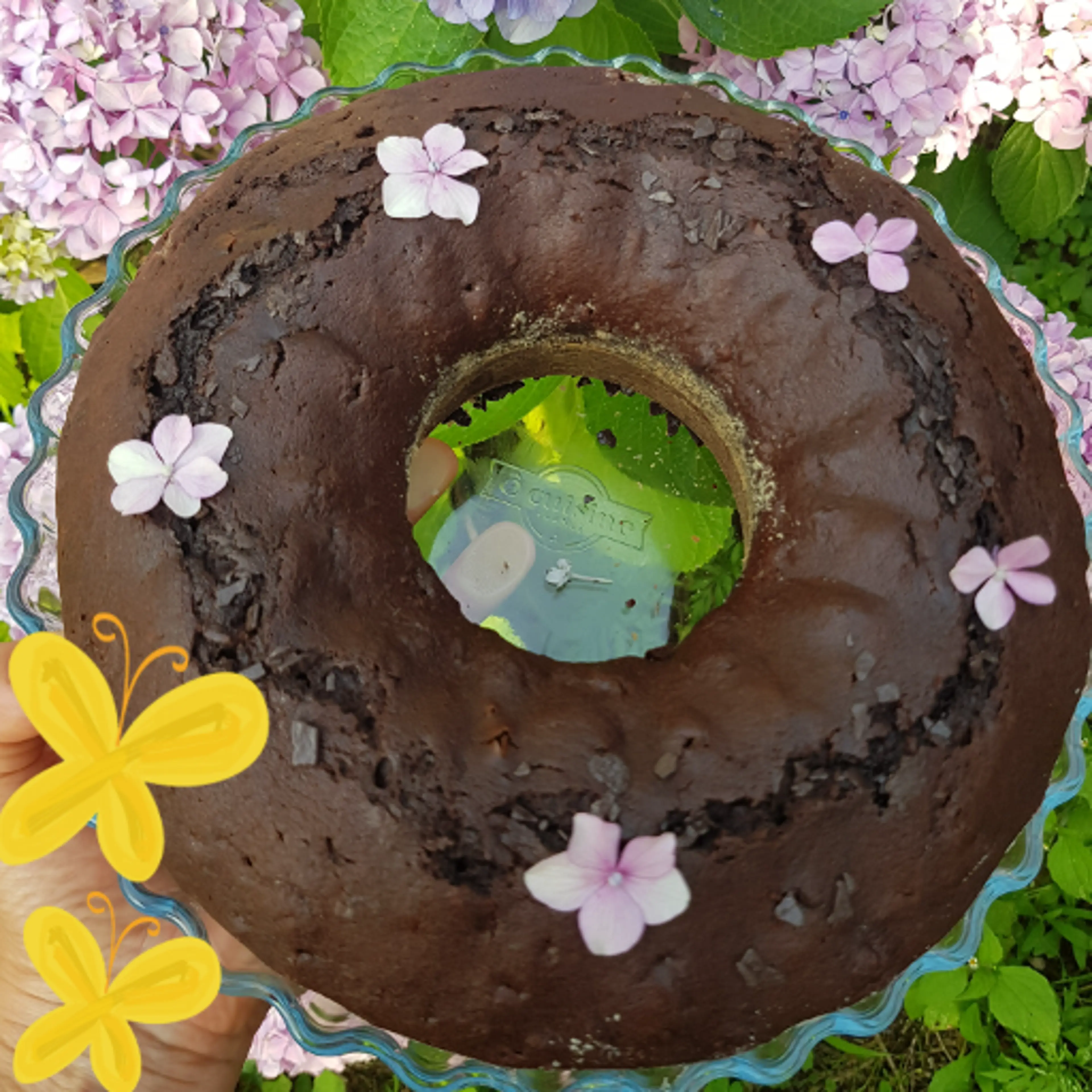 Super chocolatey brownie bundt cake