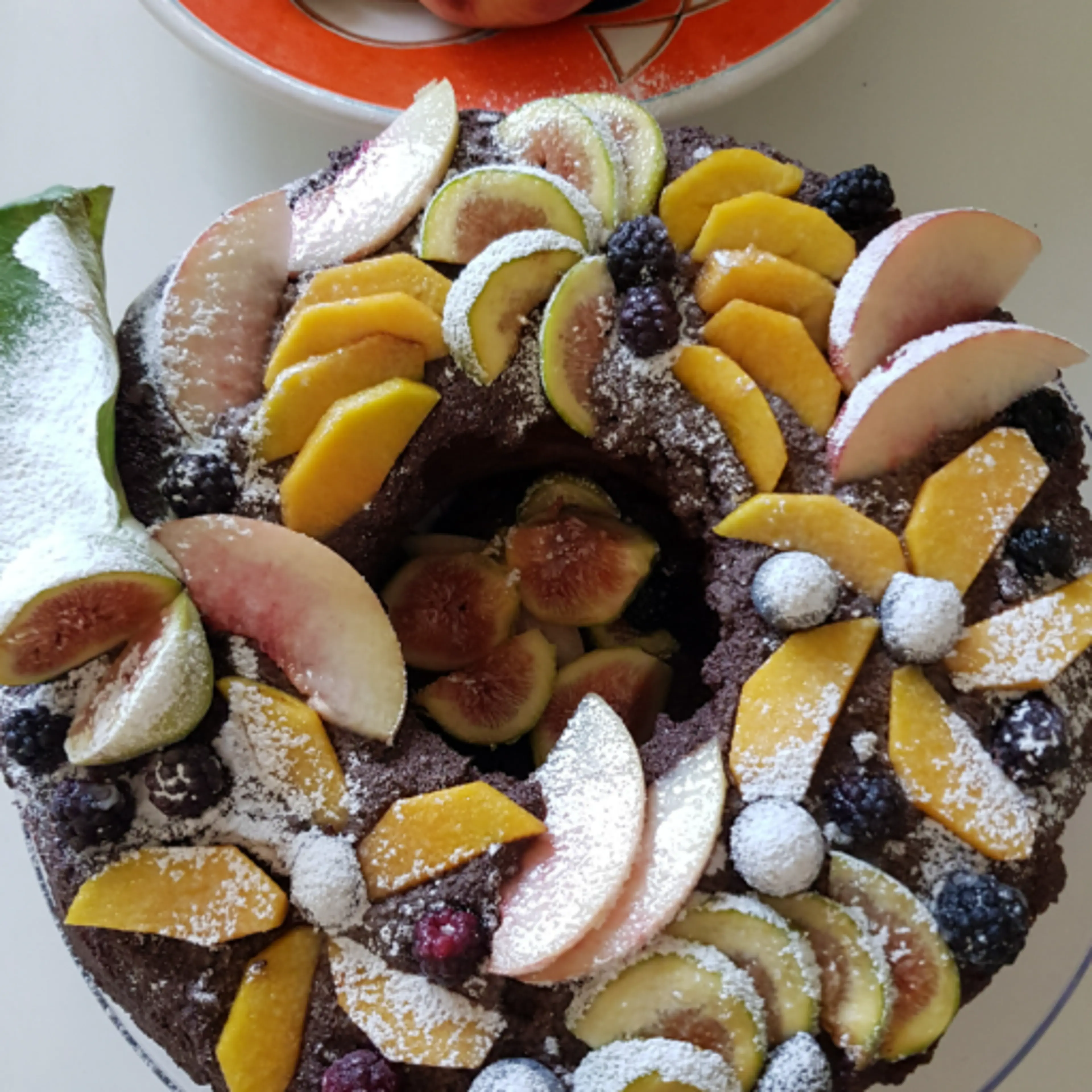 Ring Cake with Condensed Milk and Fresh Fruit.