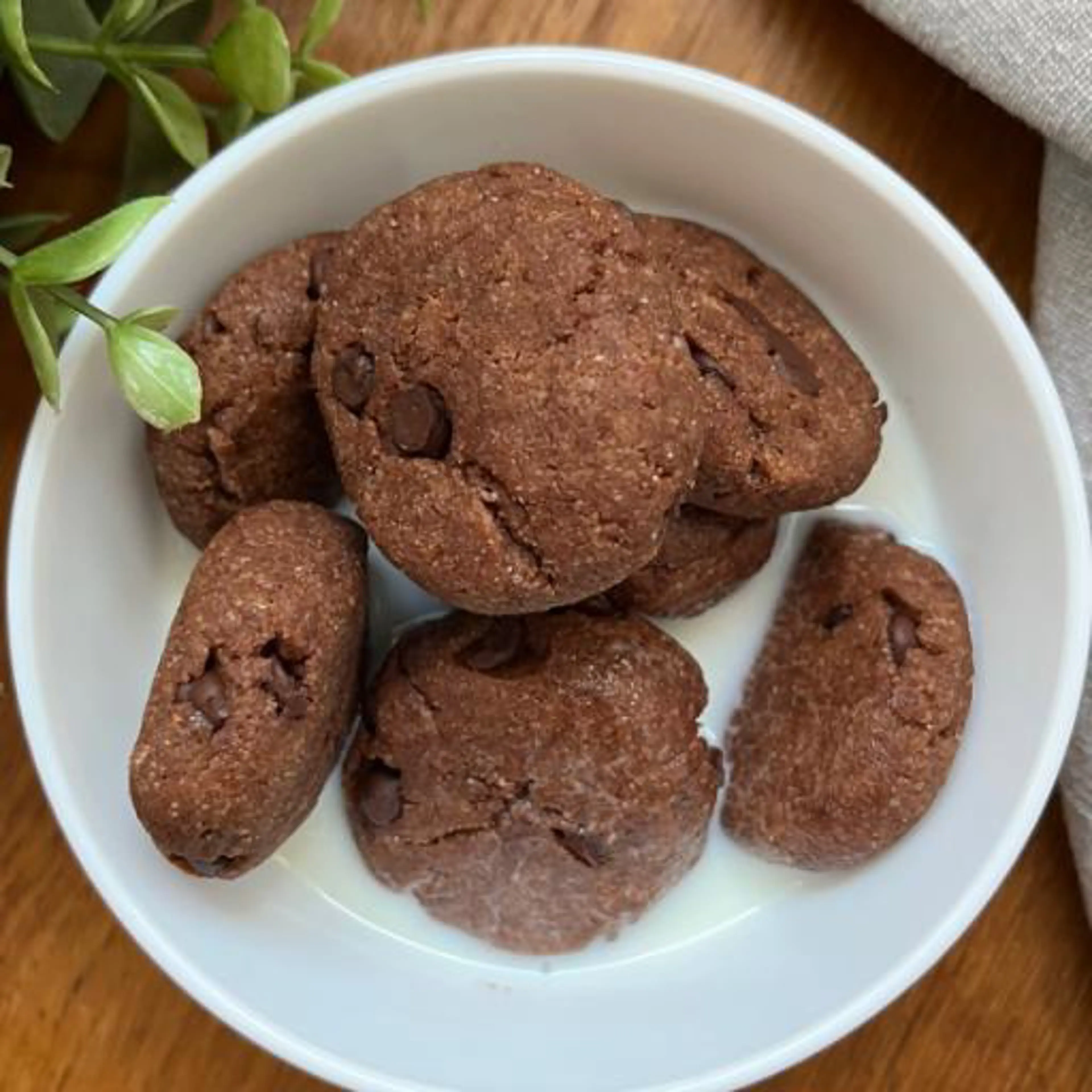 Cocoa shortbread cookies