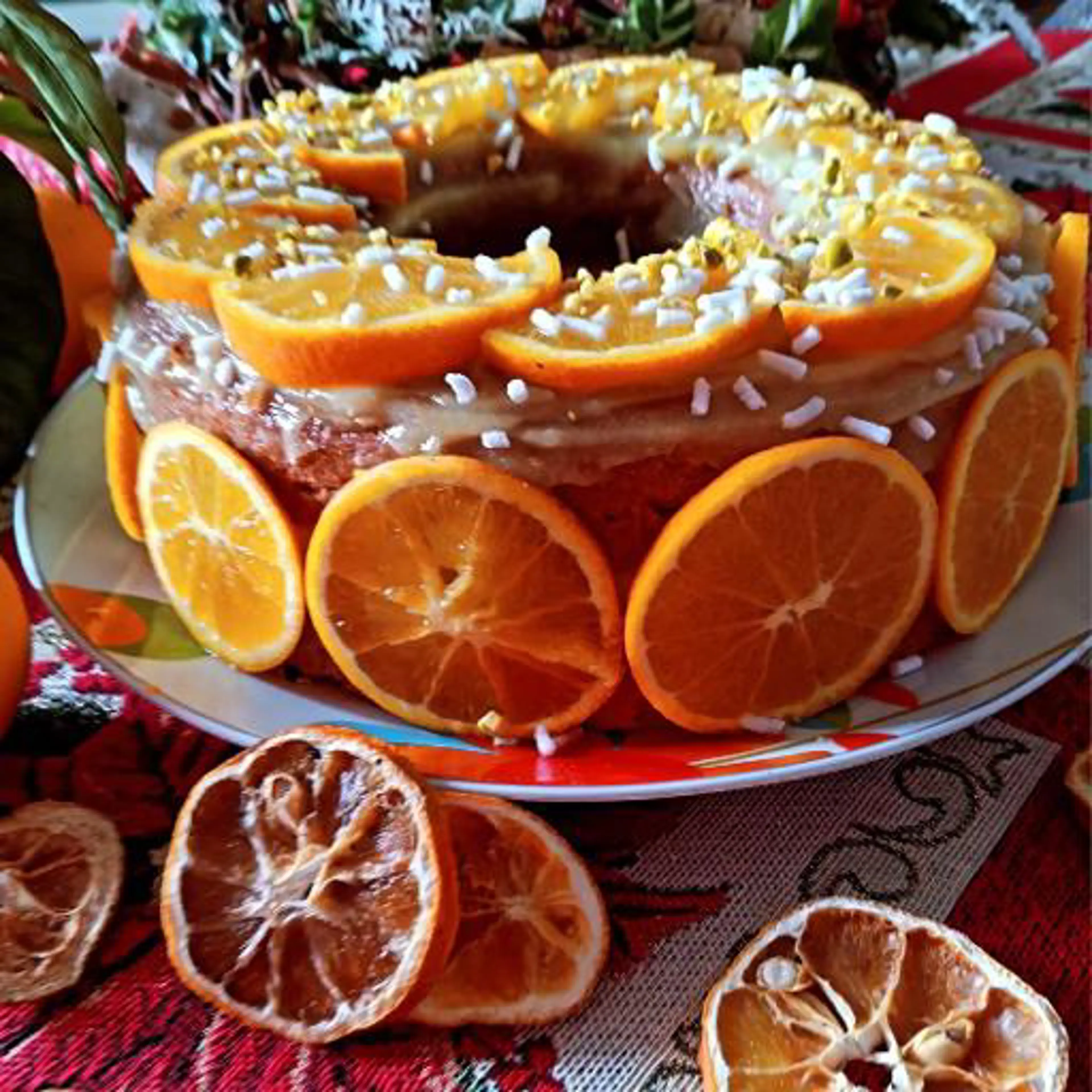 Organic orange bundt cake, gluten-free and lactose-free.