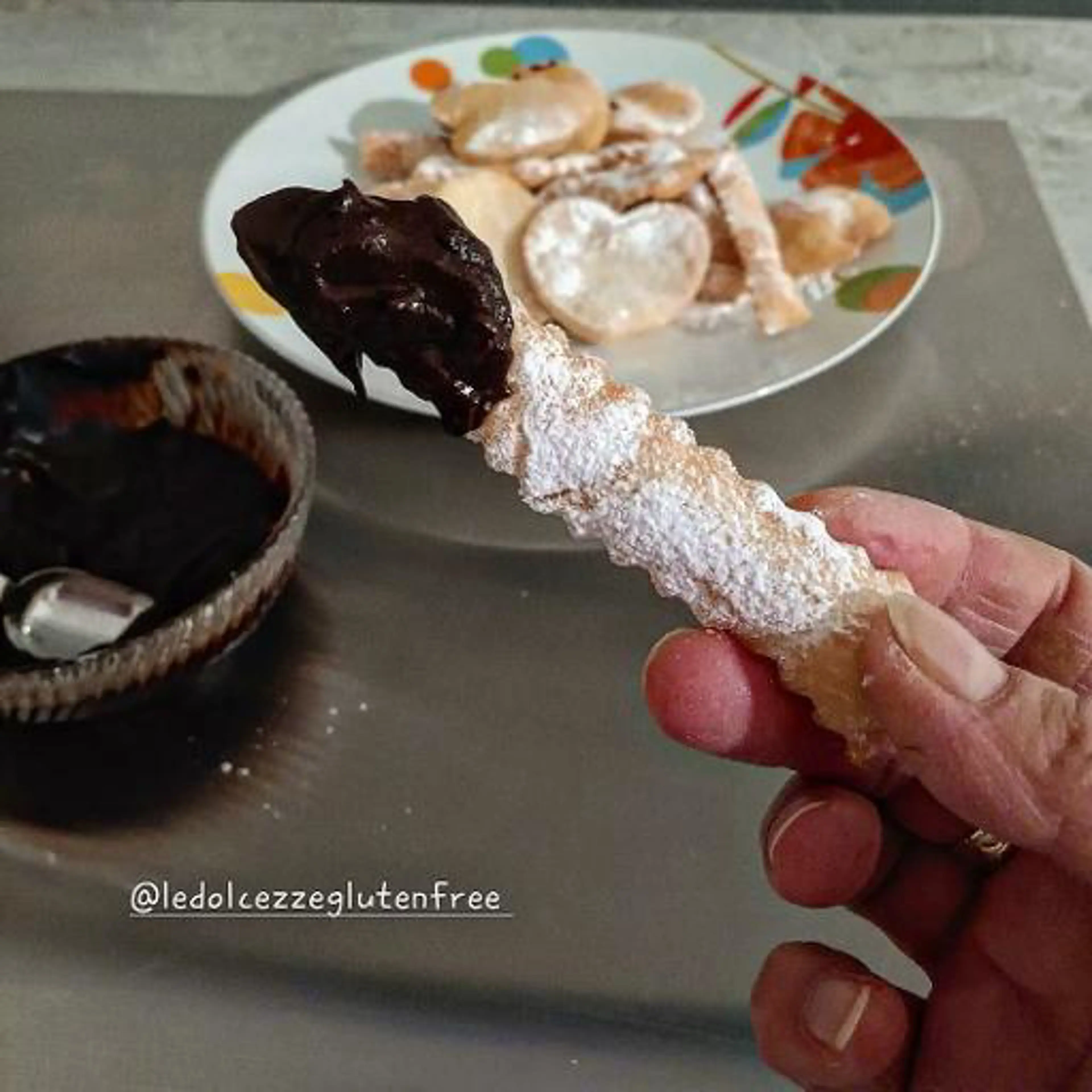 Gluten-free and lactose-free Chiacchiere
