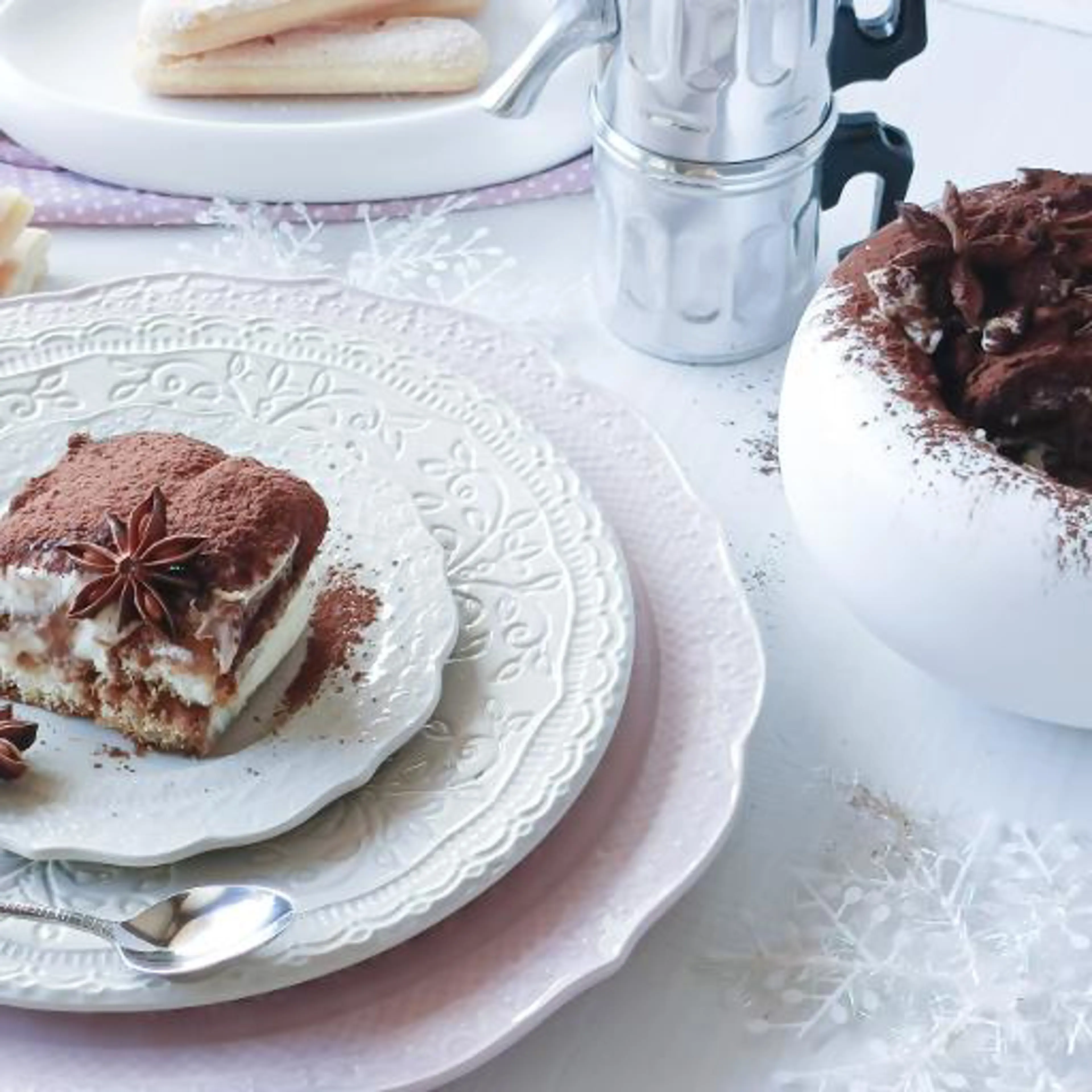 Tiramisu cake