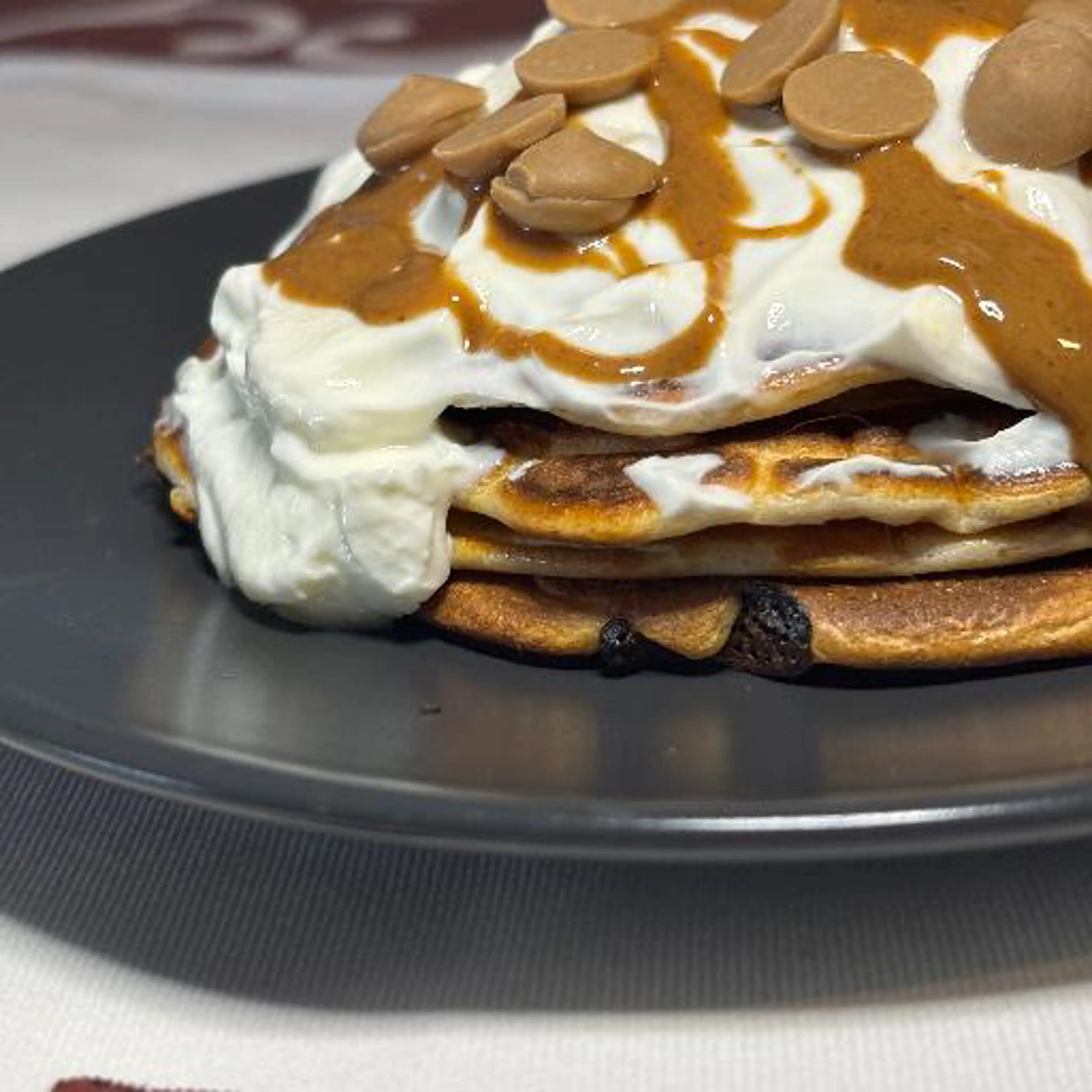 Protein pancakes with caramel and almond butter