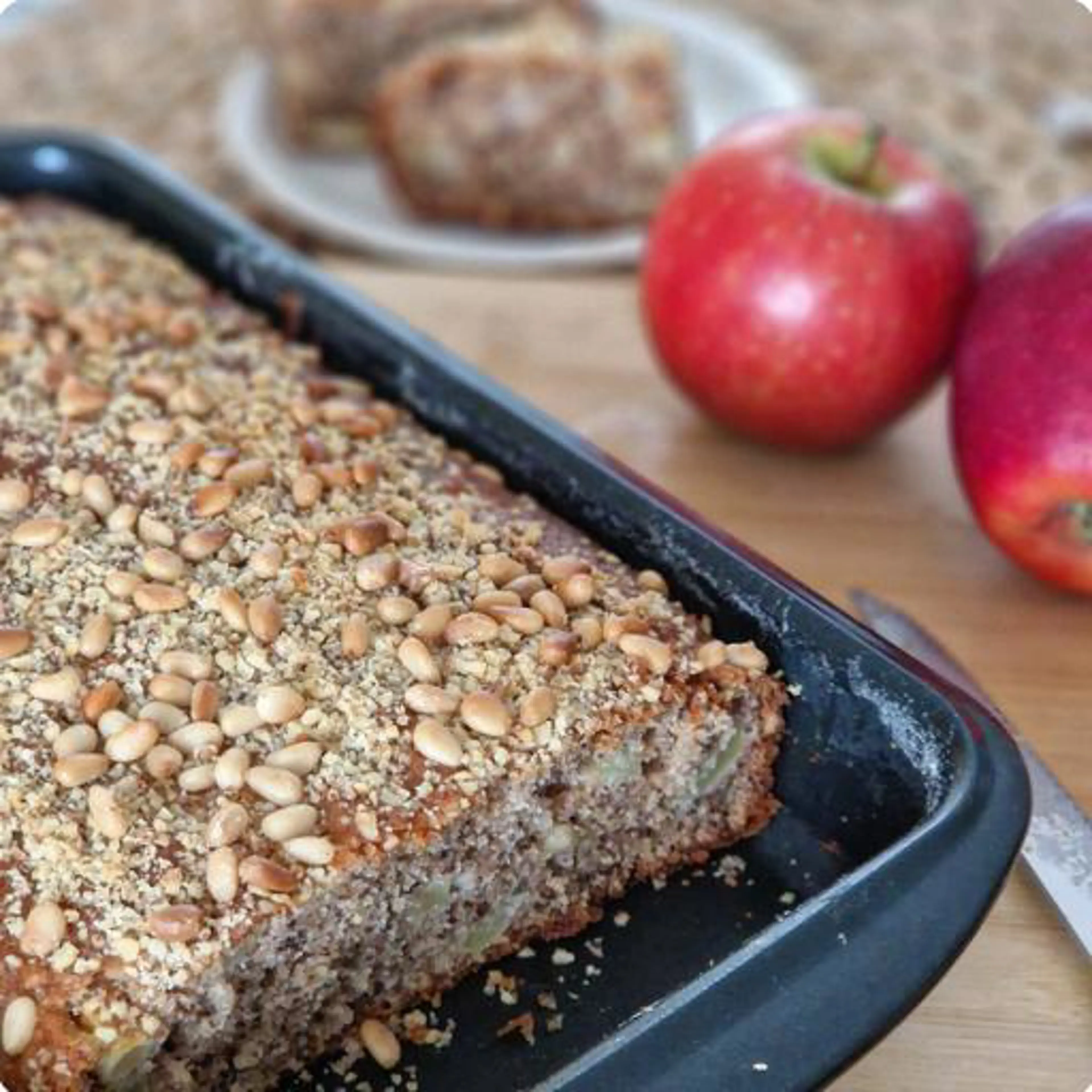 Cake with dried fruit and apples