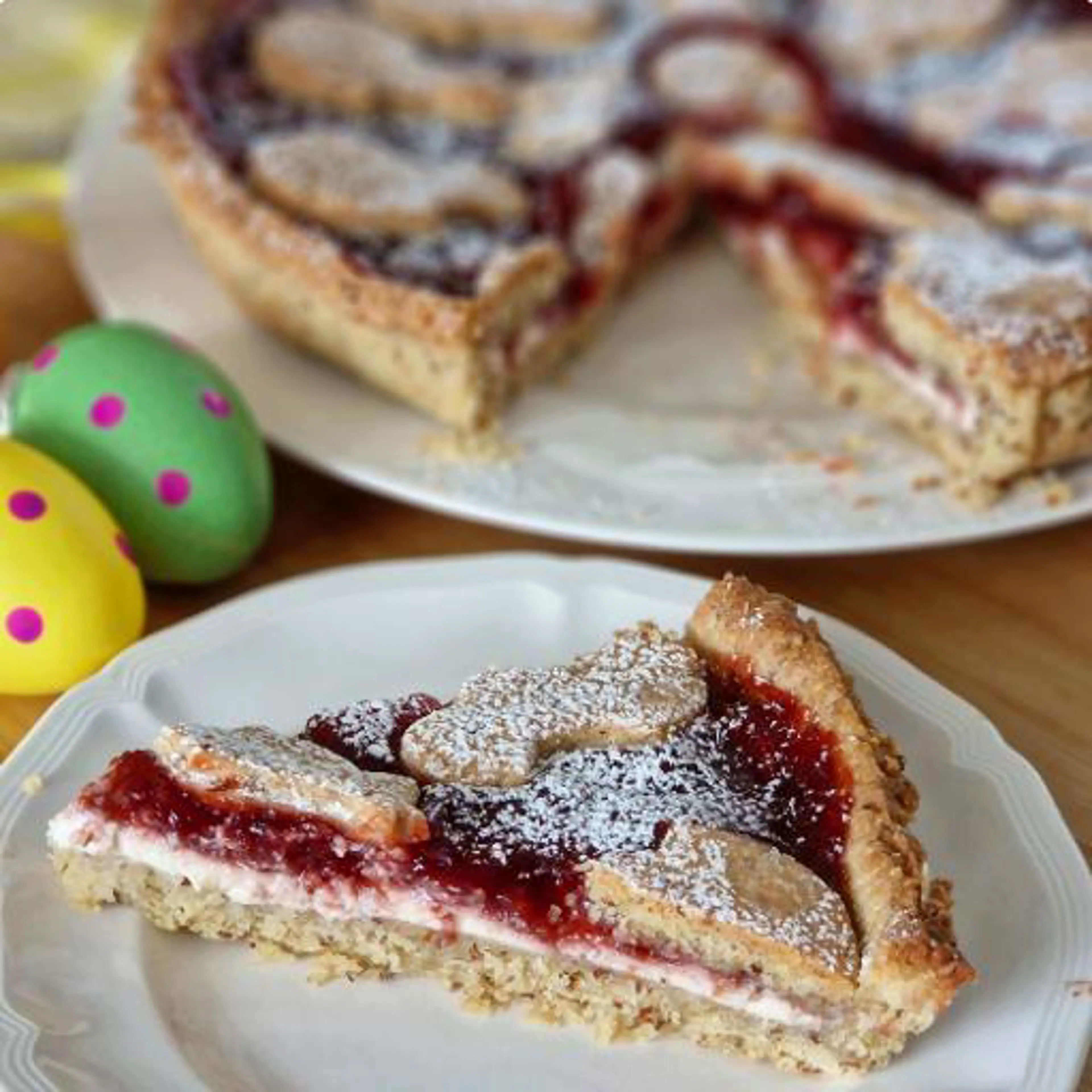 Ricotta and strawberry jam tart