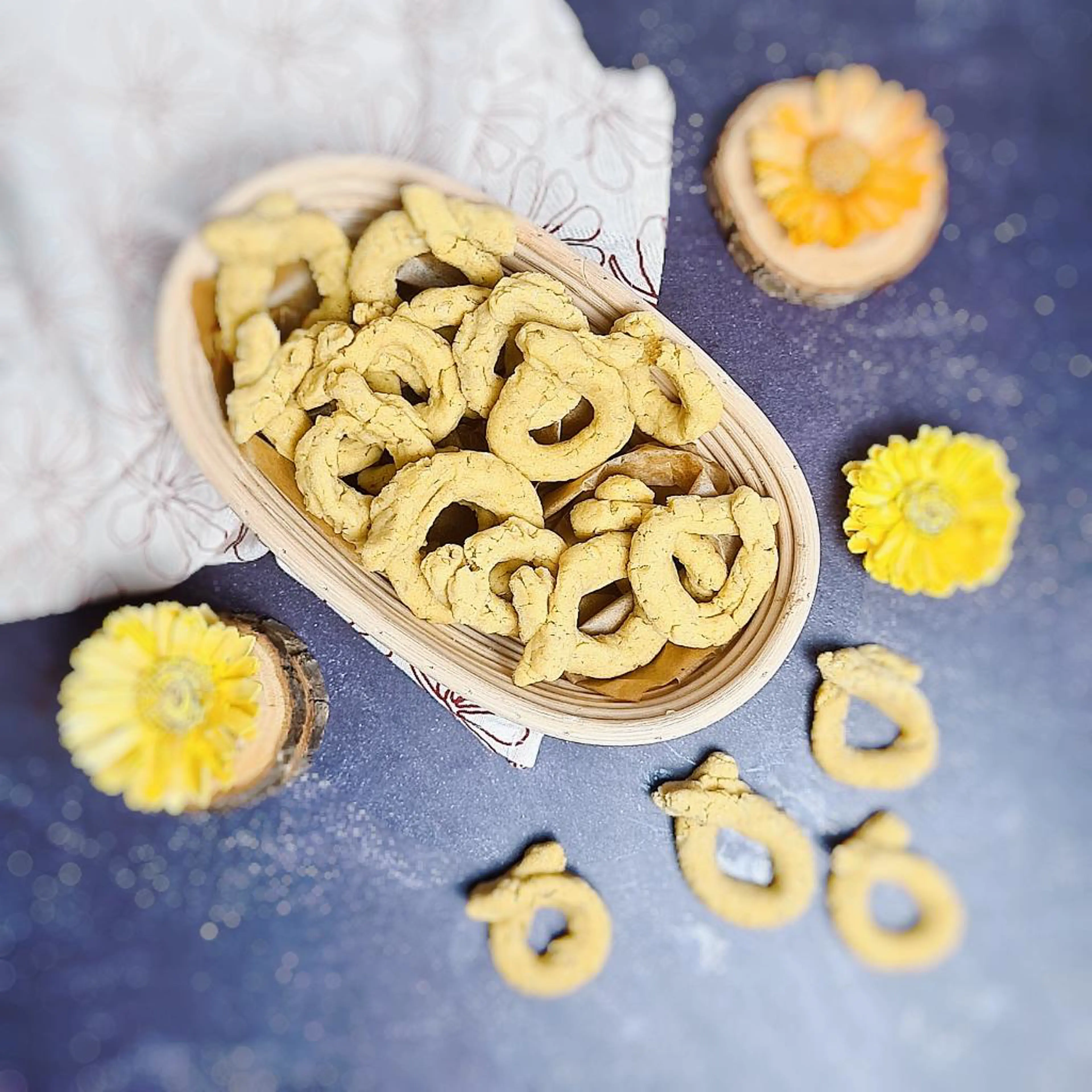 Chickpea taralli