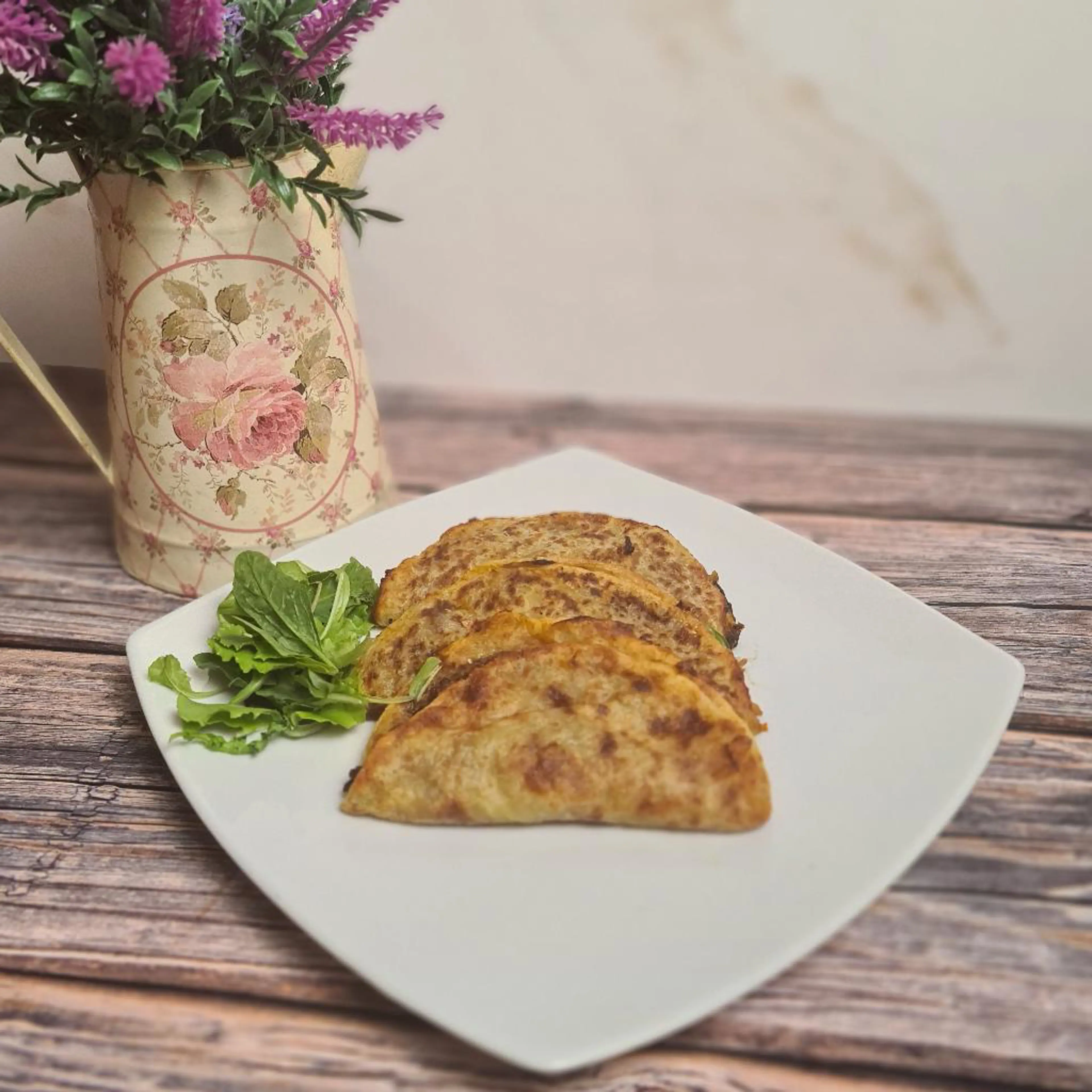 Meat-filled panzerotti