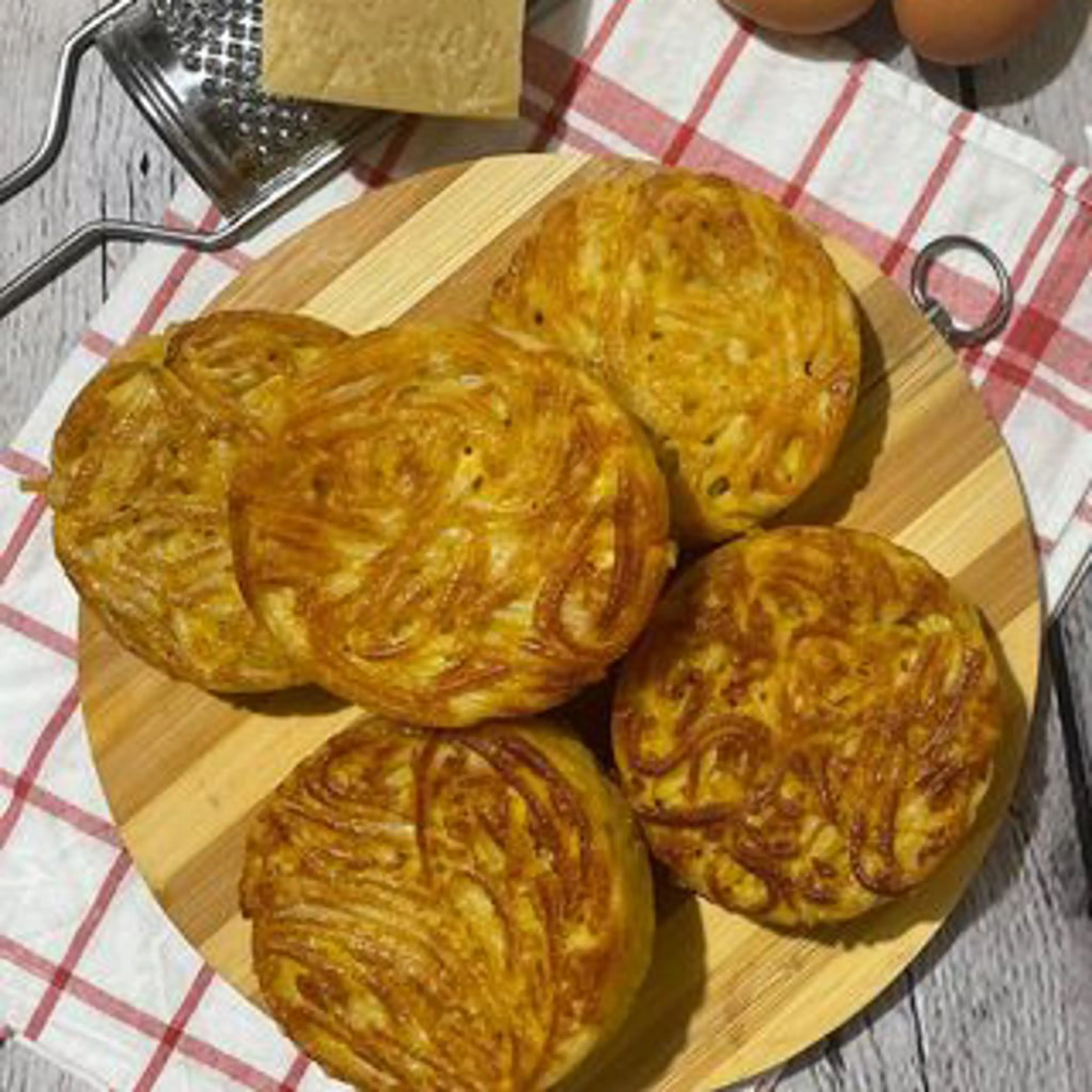 Mini Pasta Omelettes