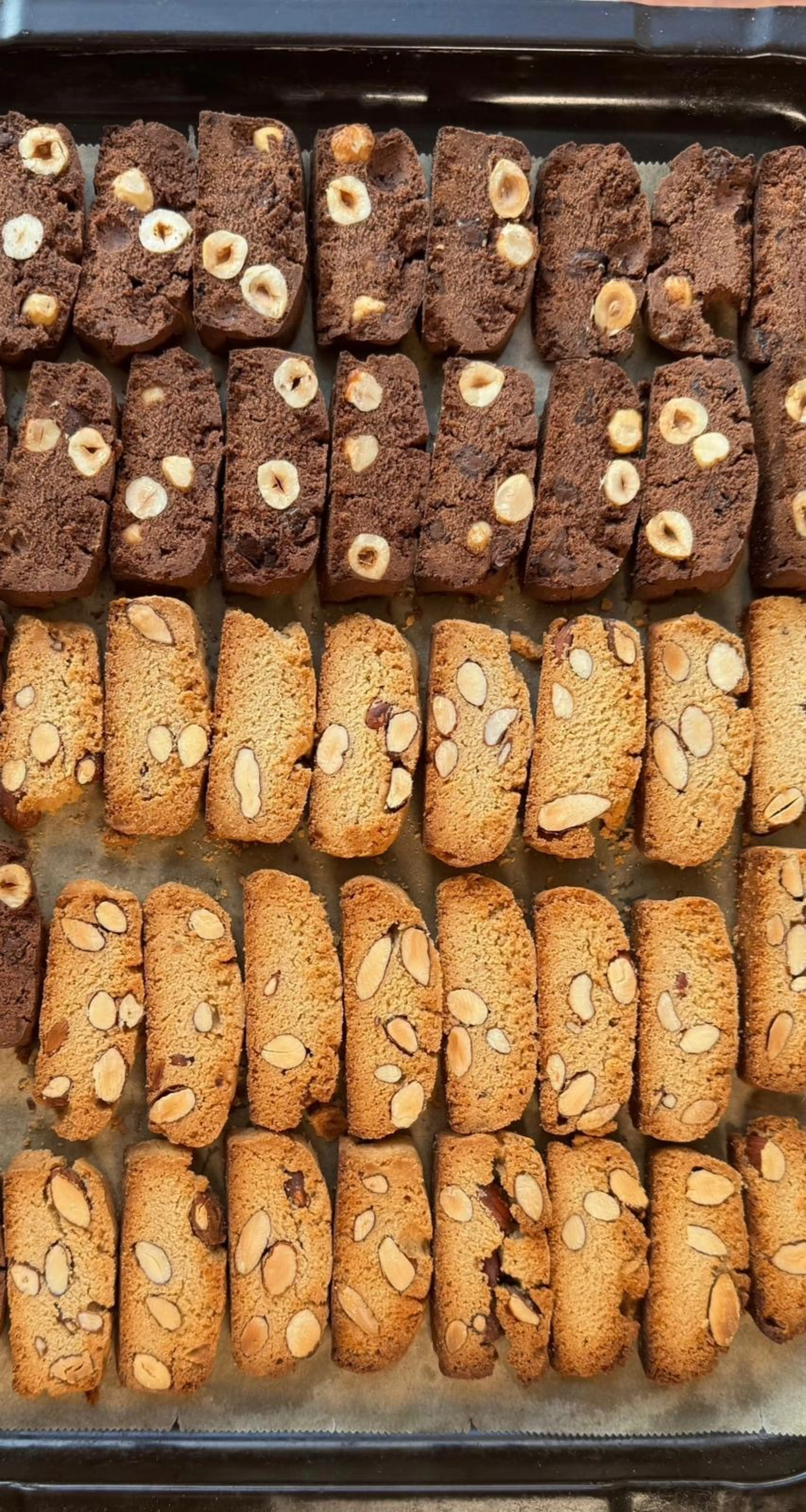 Cantucci without eggs, milk or butter