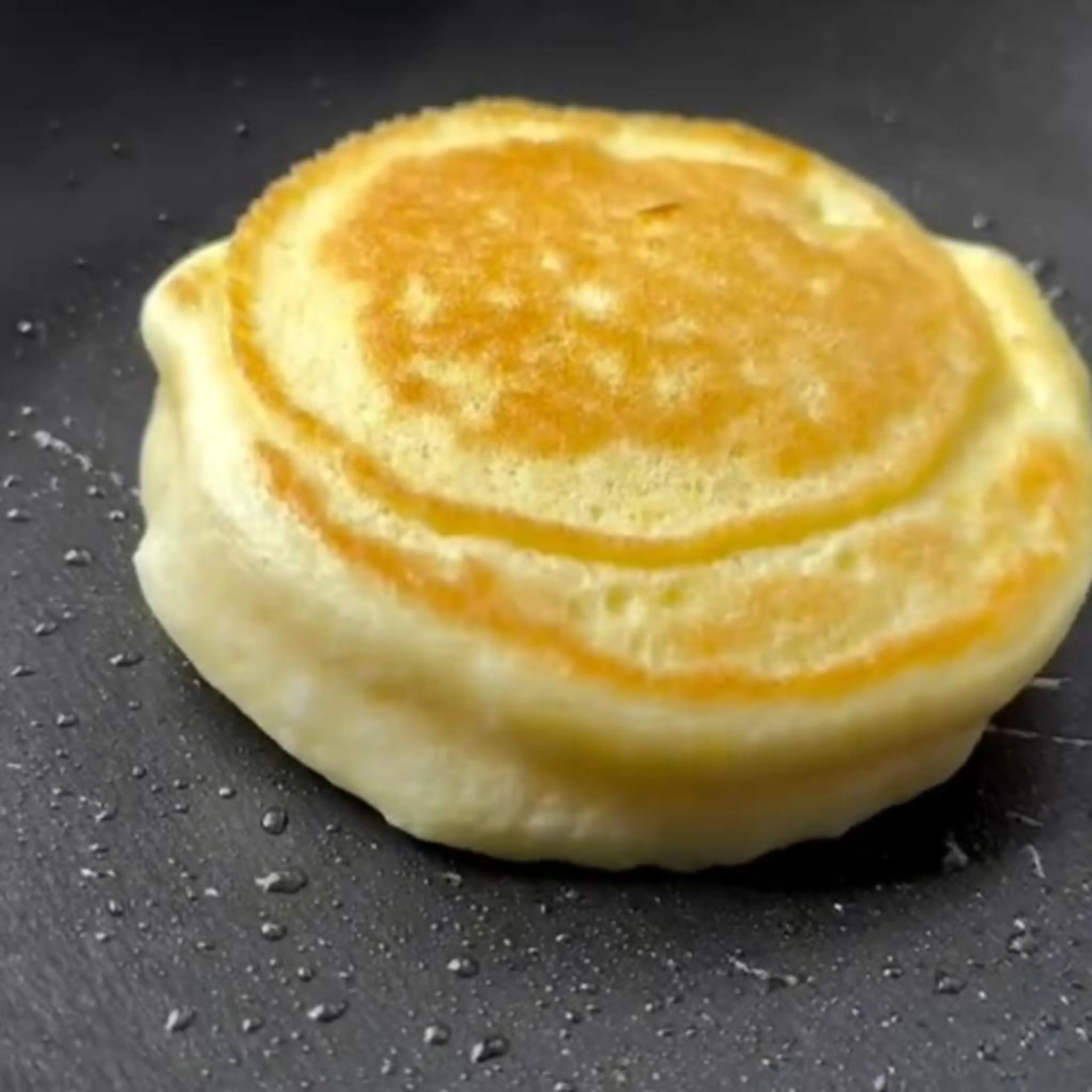 Fluffy sugar-free pancake