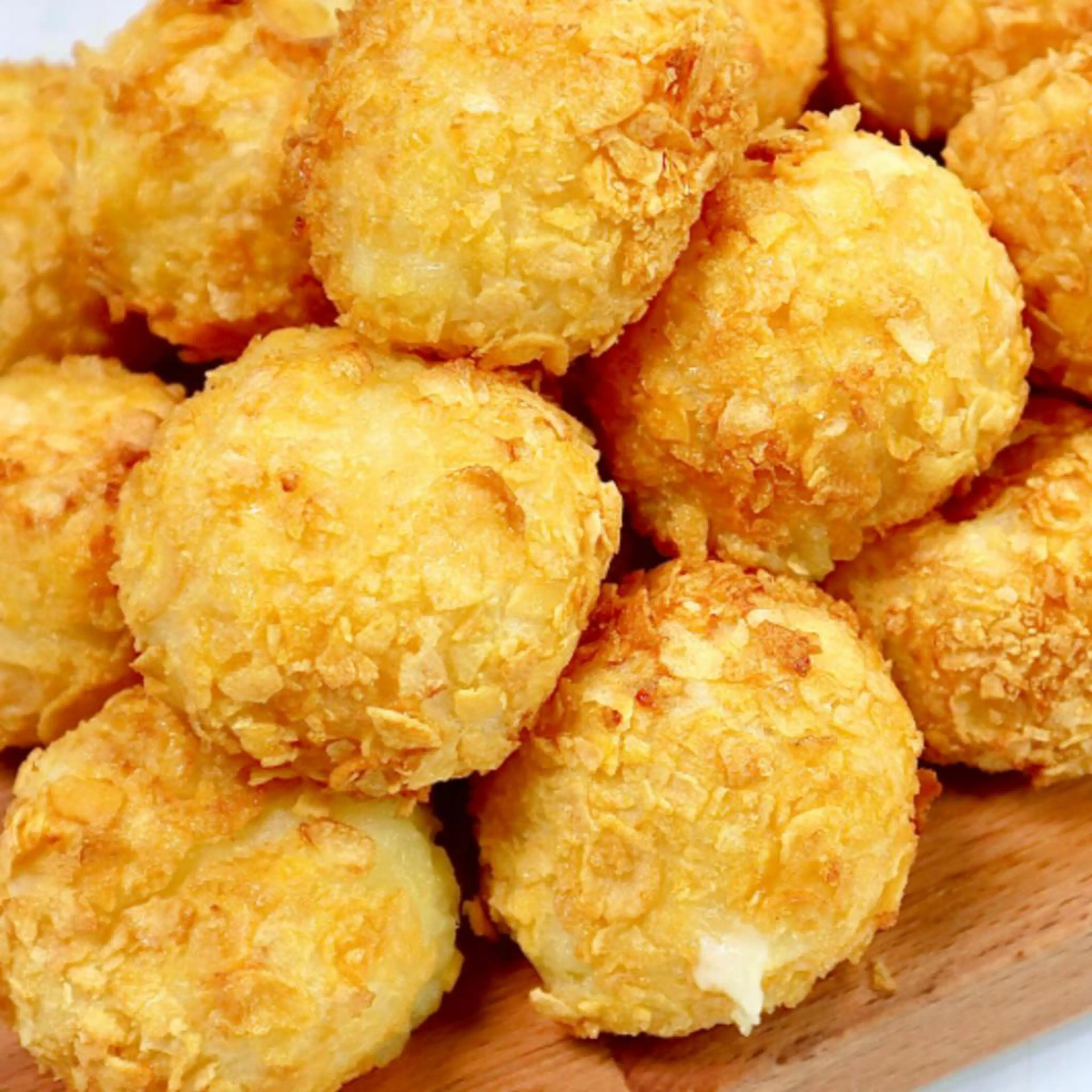 Potato spheres crunchy on the outside and gooey on the inside