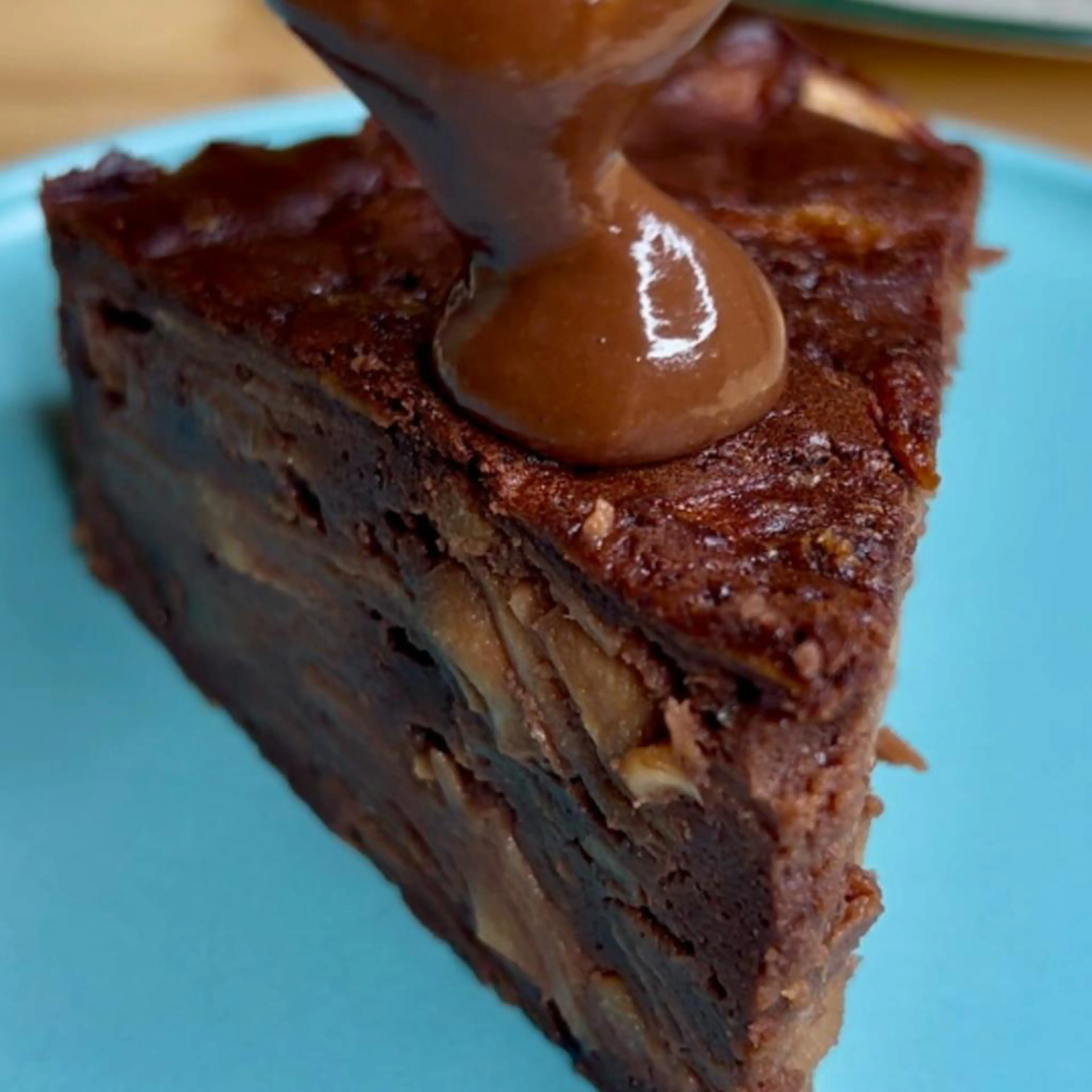 Torta invisibile pere e cioccolato