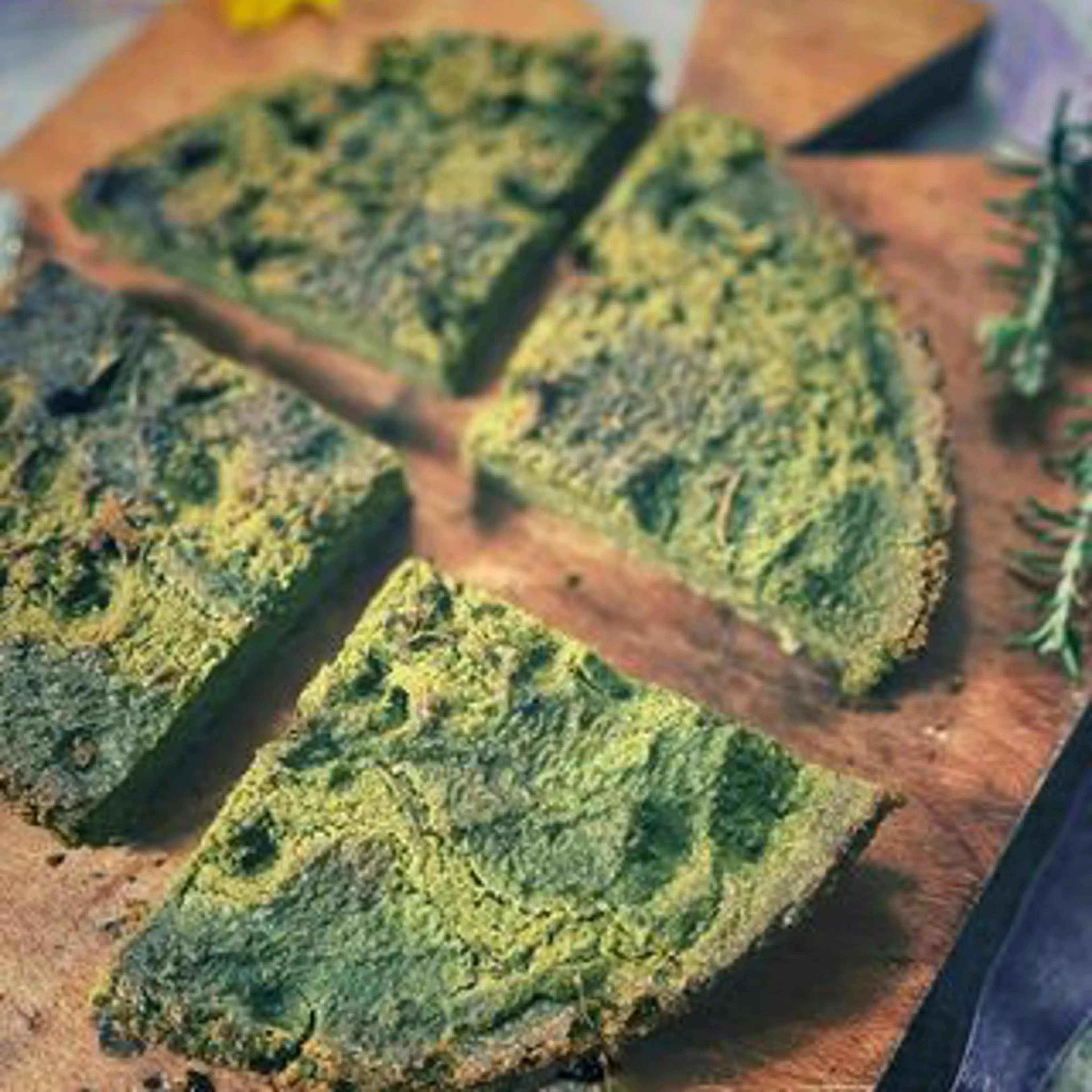 Focaccia sem glúten com spirulina