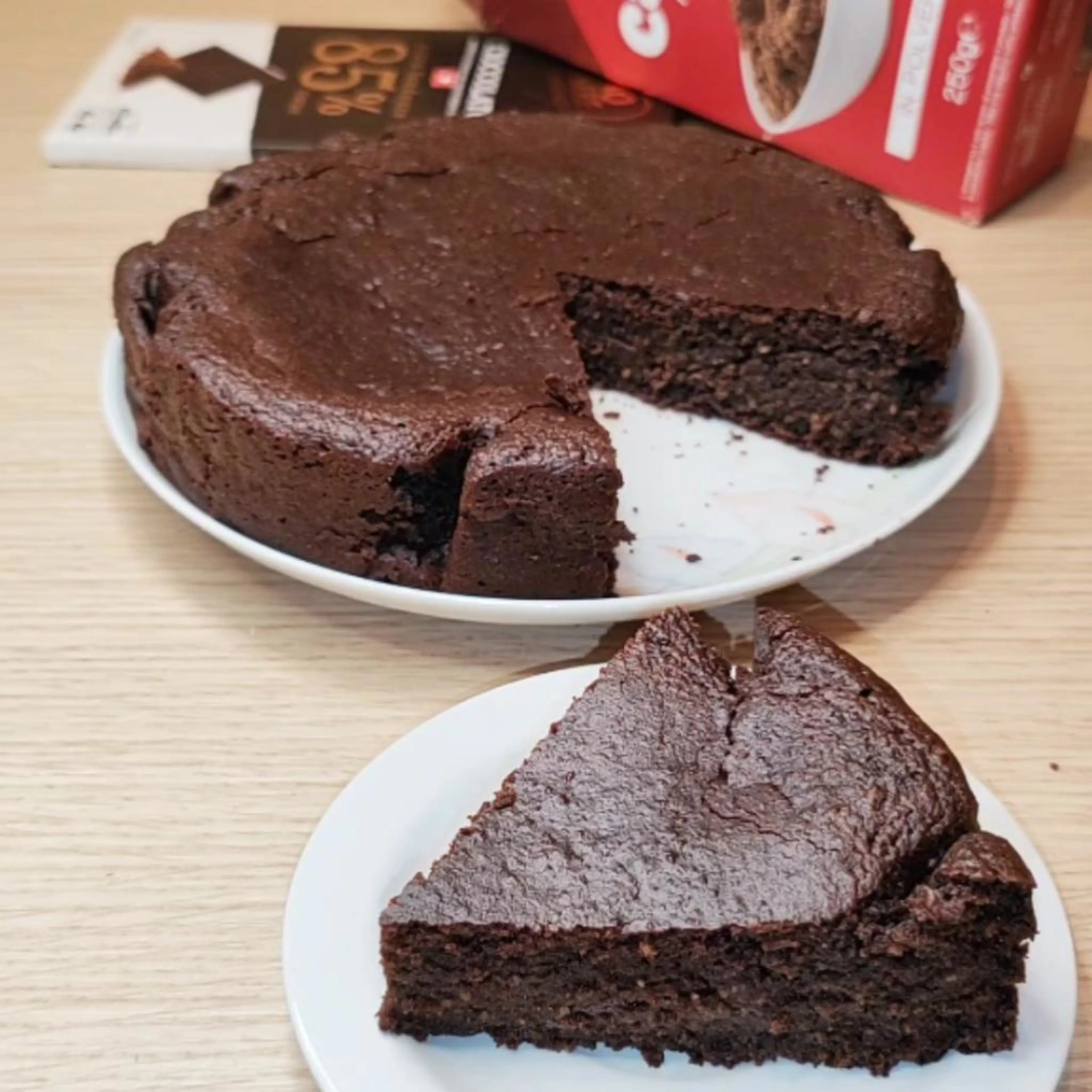 Vegan caprese cake