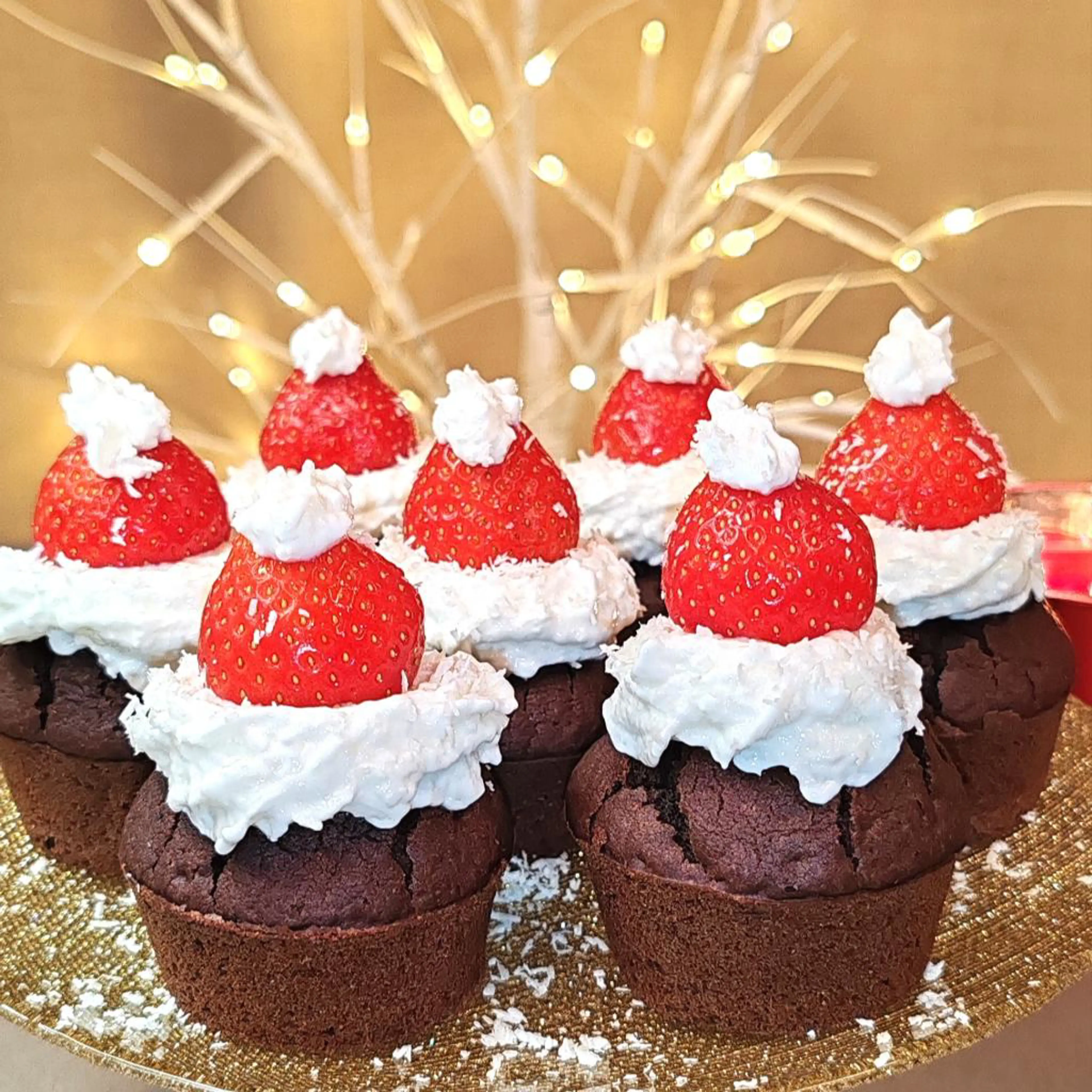 Christmas cupcakes (water cocoa muffins with Greek yogurt and coconut frosting)