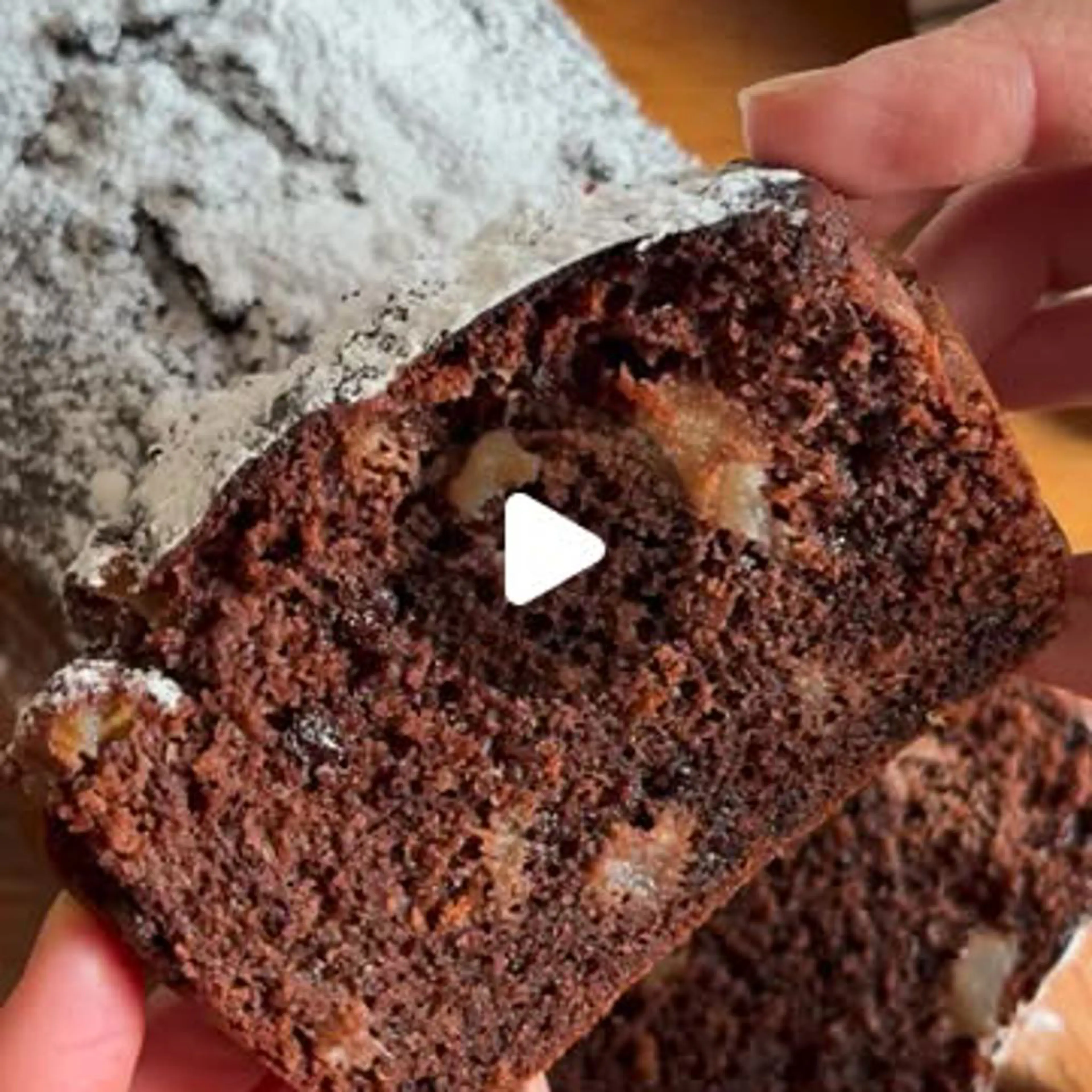 Pear and chocolate loaf cake