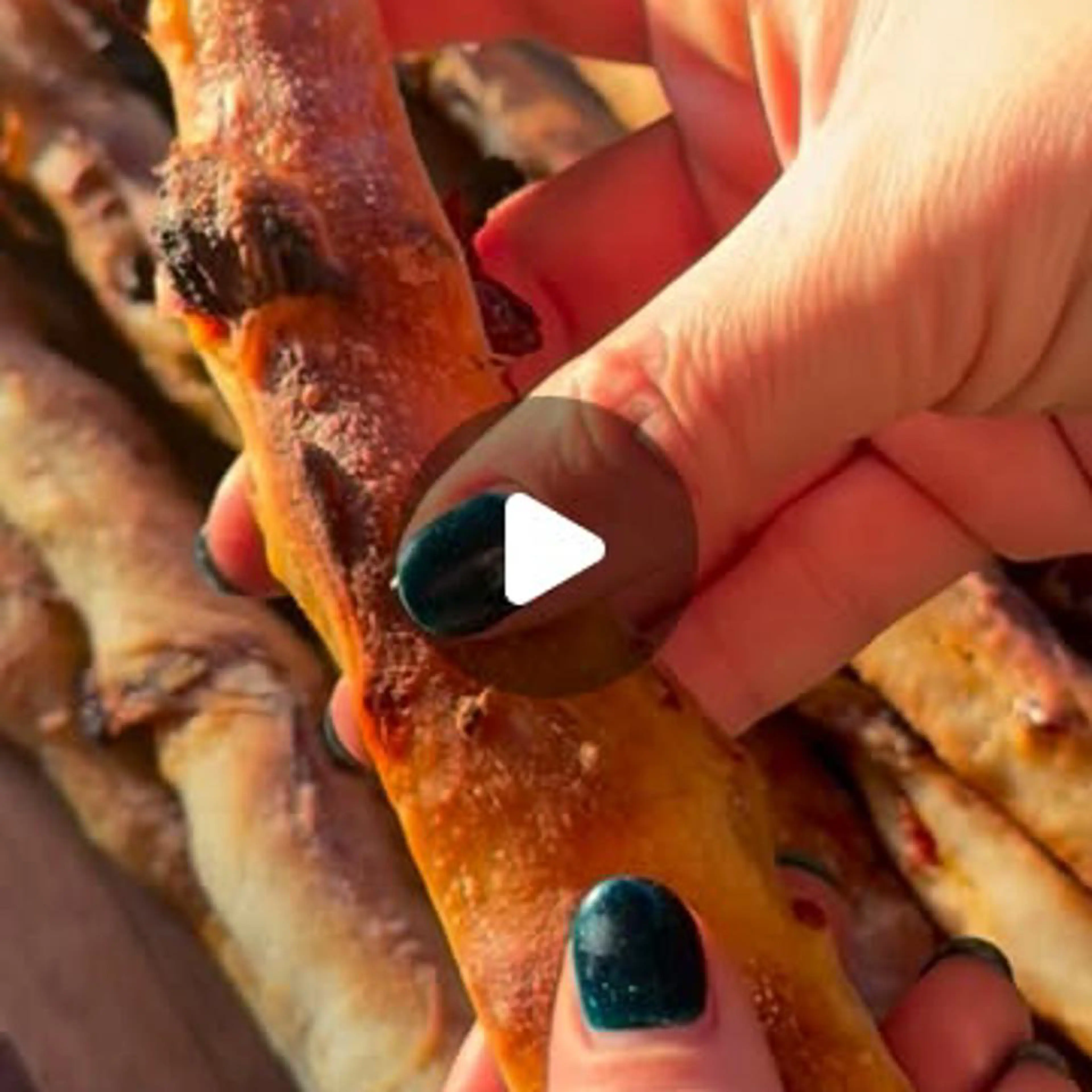 Quick breadsticks with sun-dried tomatoes