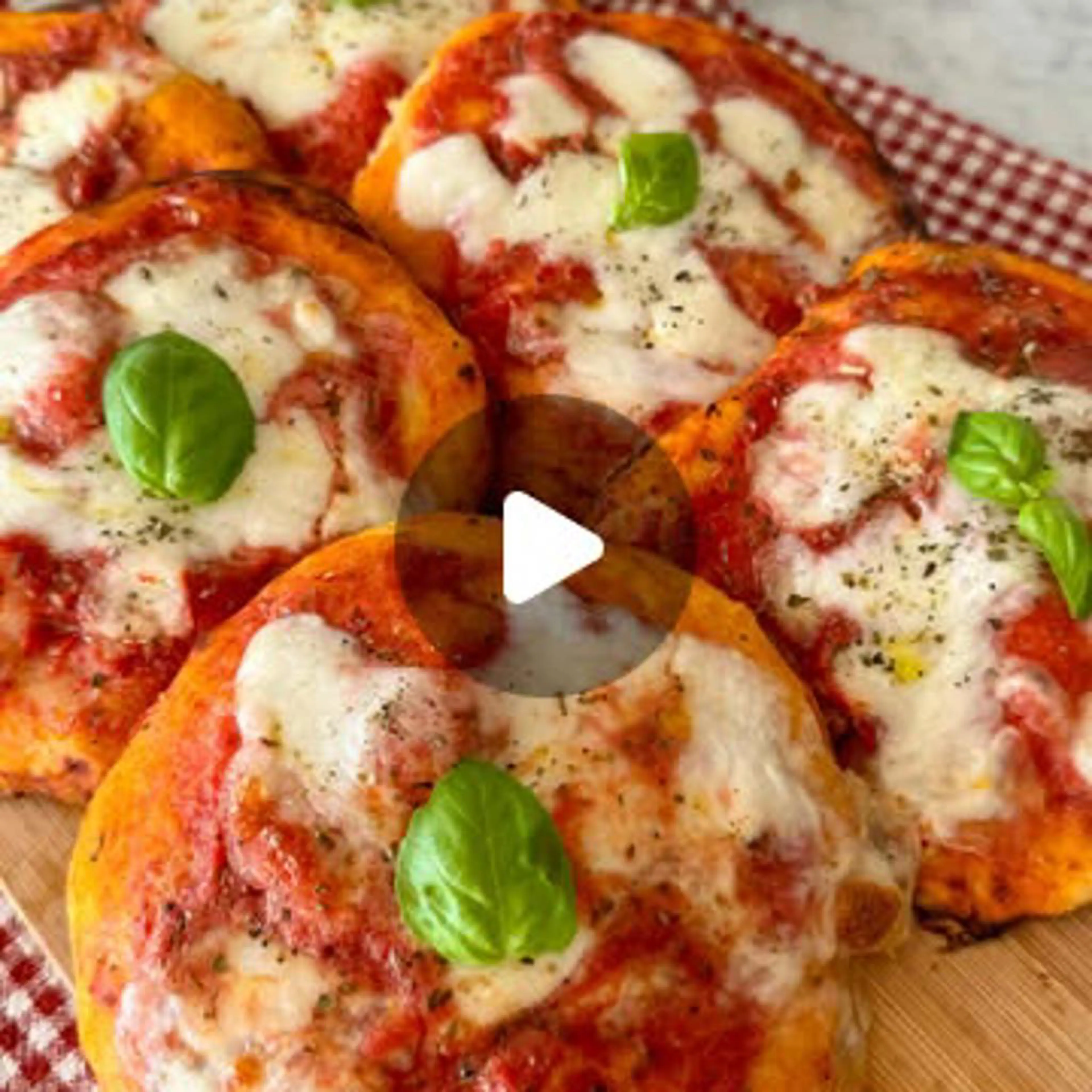 Mini pizzas
