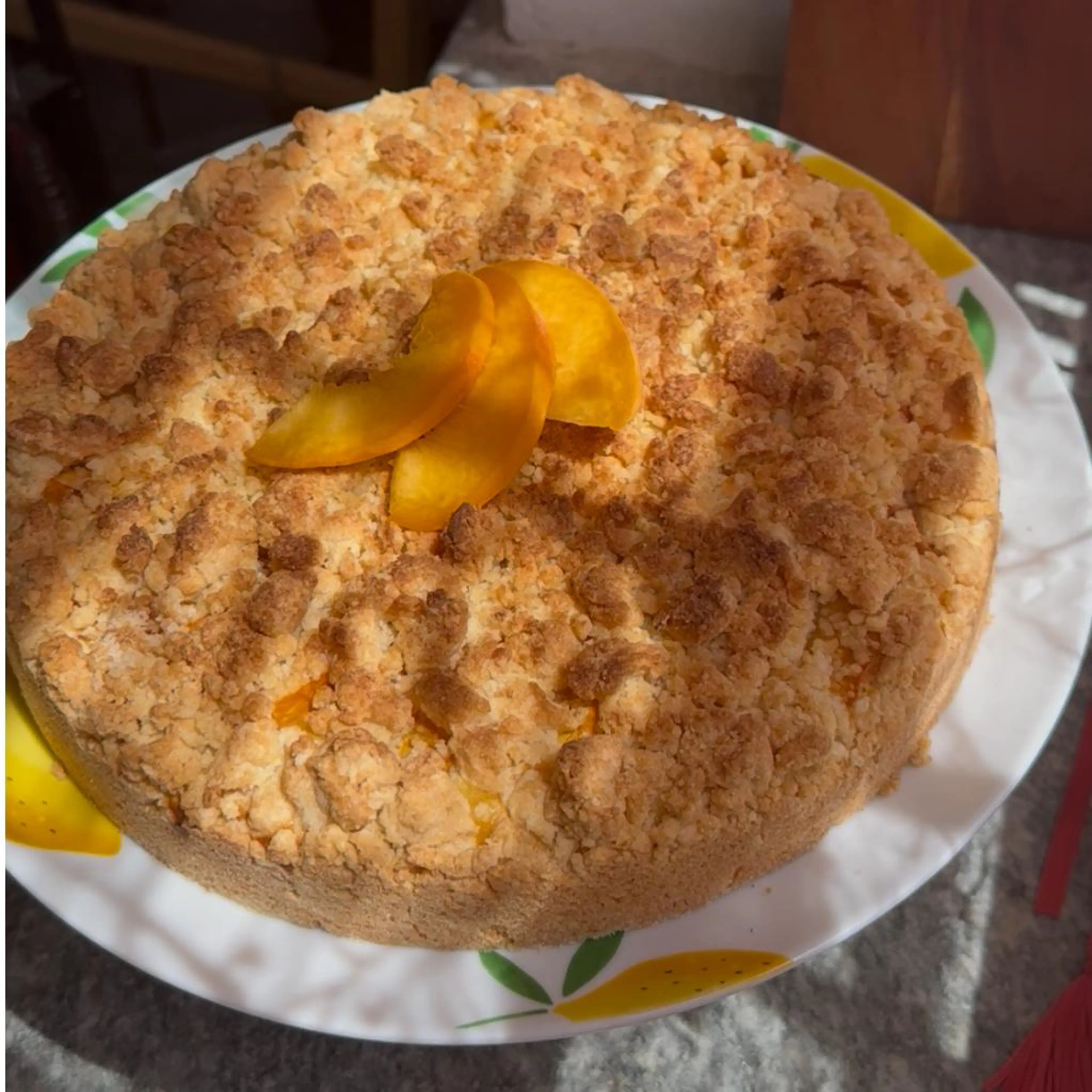 Sbriciolata ricotta e percoche