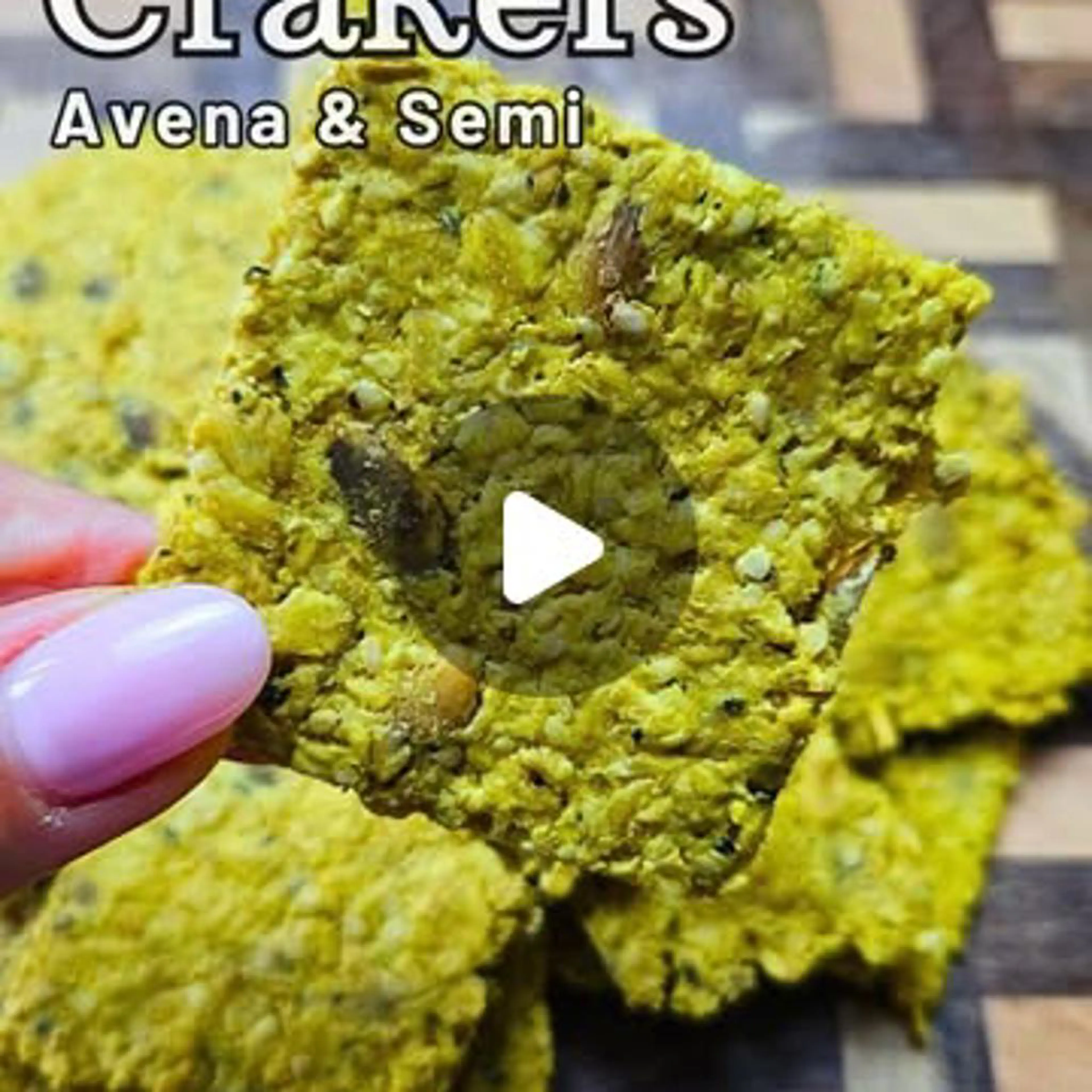Crackers senza glutine con fiocchi d’avena e semi
