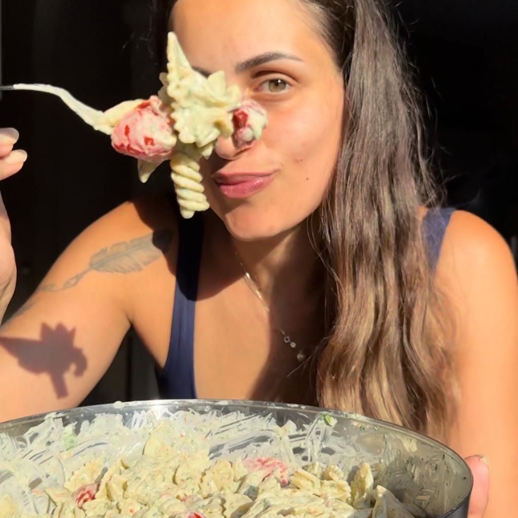 Pasta with cherry tomatoes, ricotta, arugula and olives in the air fryer